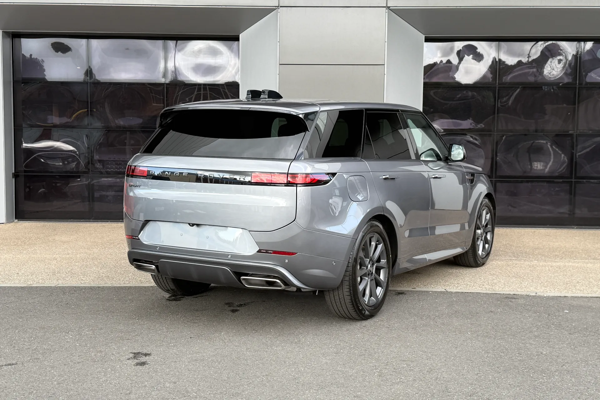 LAND ROVER RANGE ROVER SPORT thumbnail image number 12