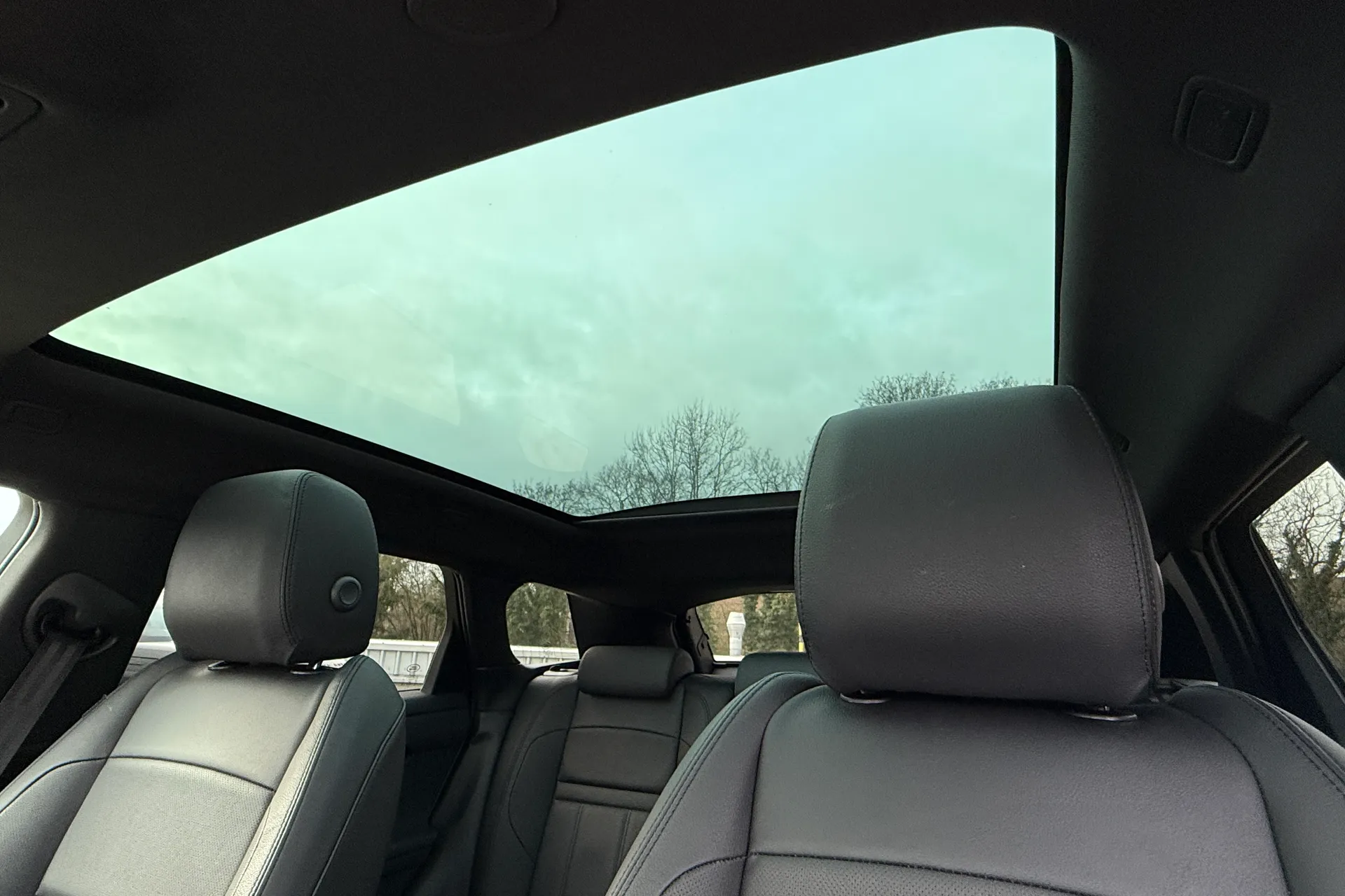 LAND ROVER RANGE ROVER EVOQUE thumbnail image number 4