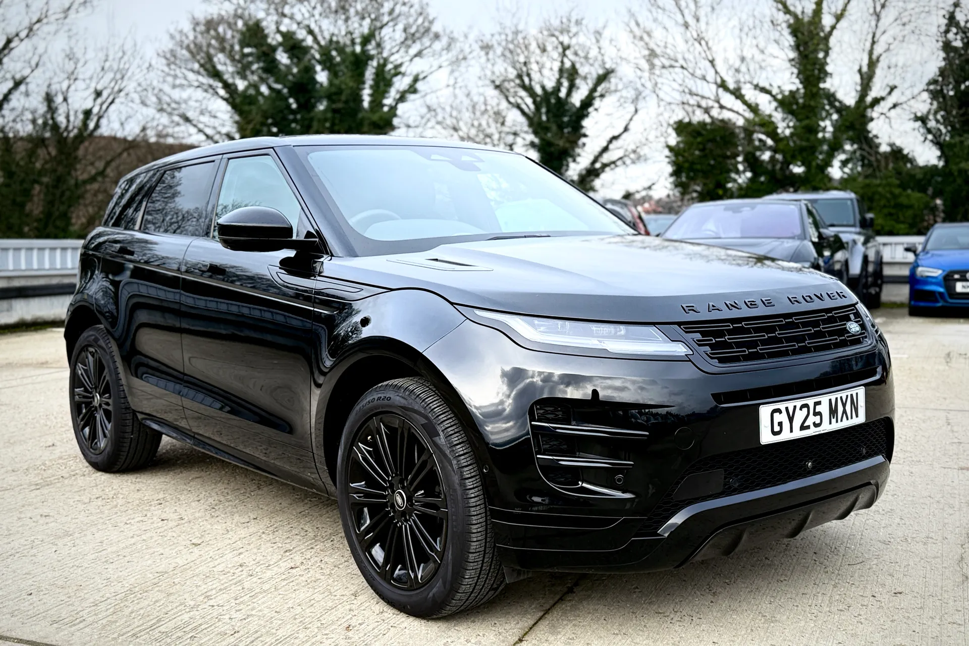 LAND ROVER RANGE ROVER EVOQUE thumbnail image number 9