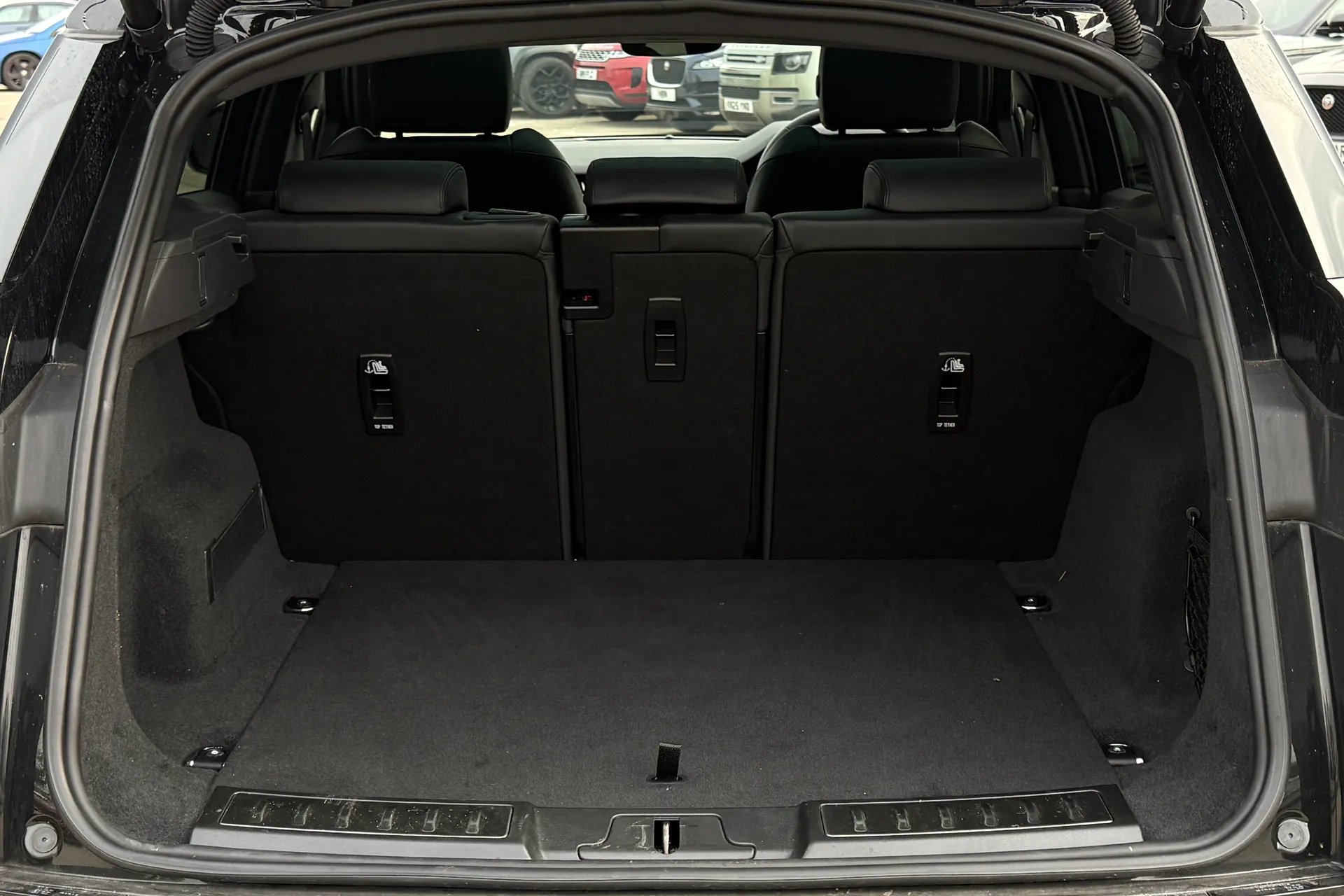 LAND ROVER RANGE ROVER EVOQUE thumbnail image number 35