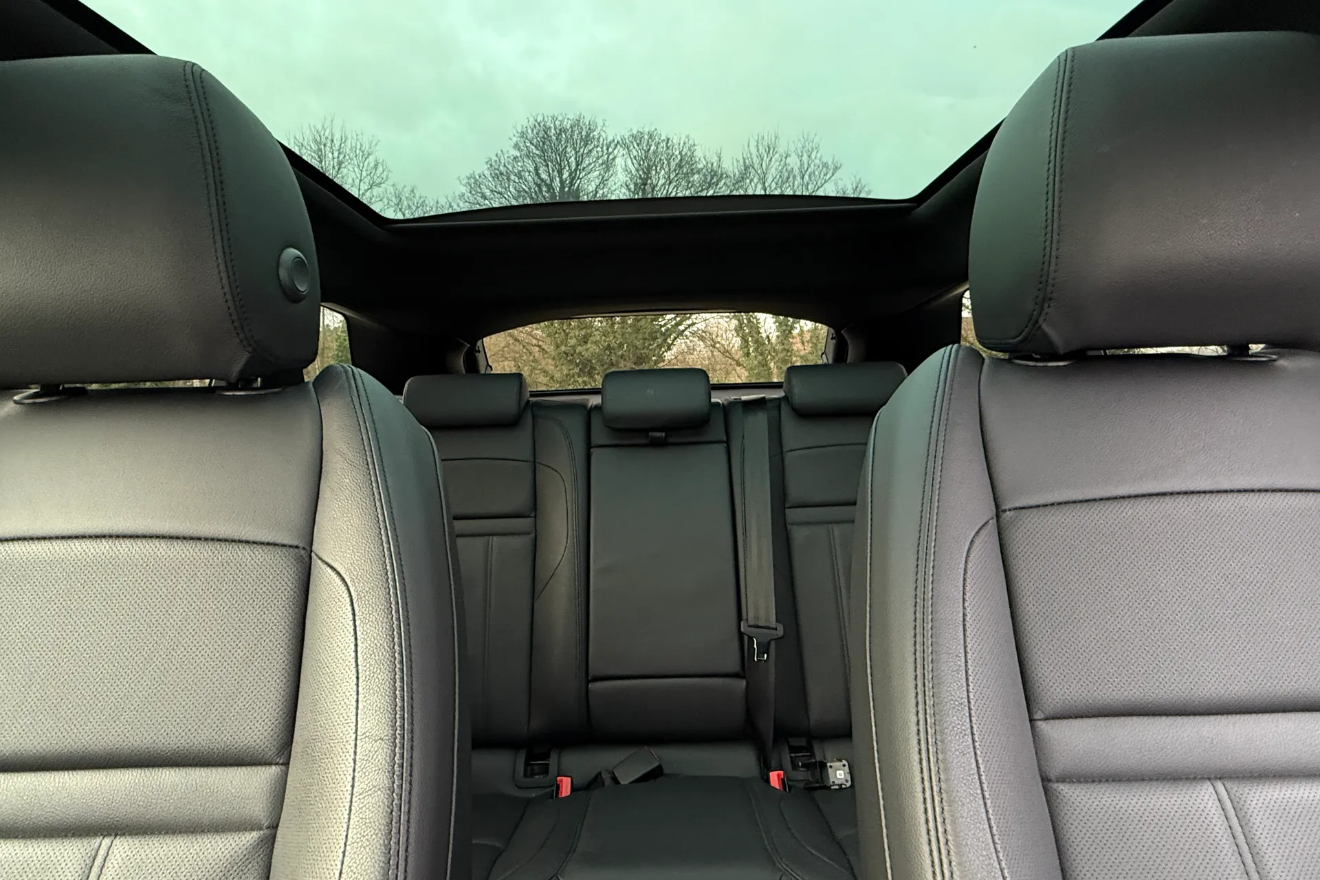 LAND ROVER RANGE ROVER EVOQUE thumbnail image number 40