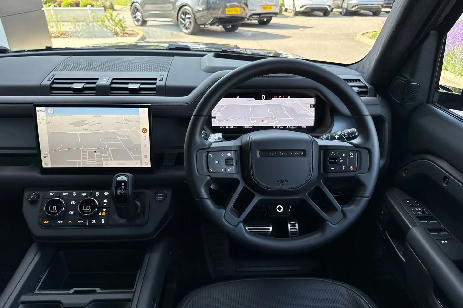 LAND ROVER DEFENDER thumbnail image number 39