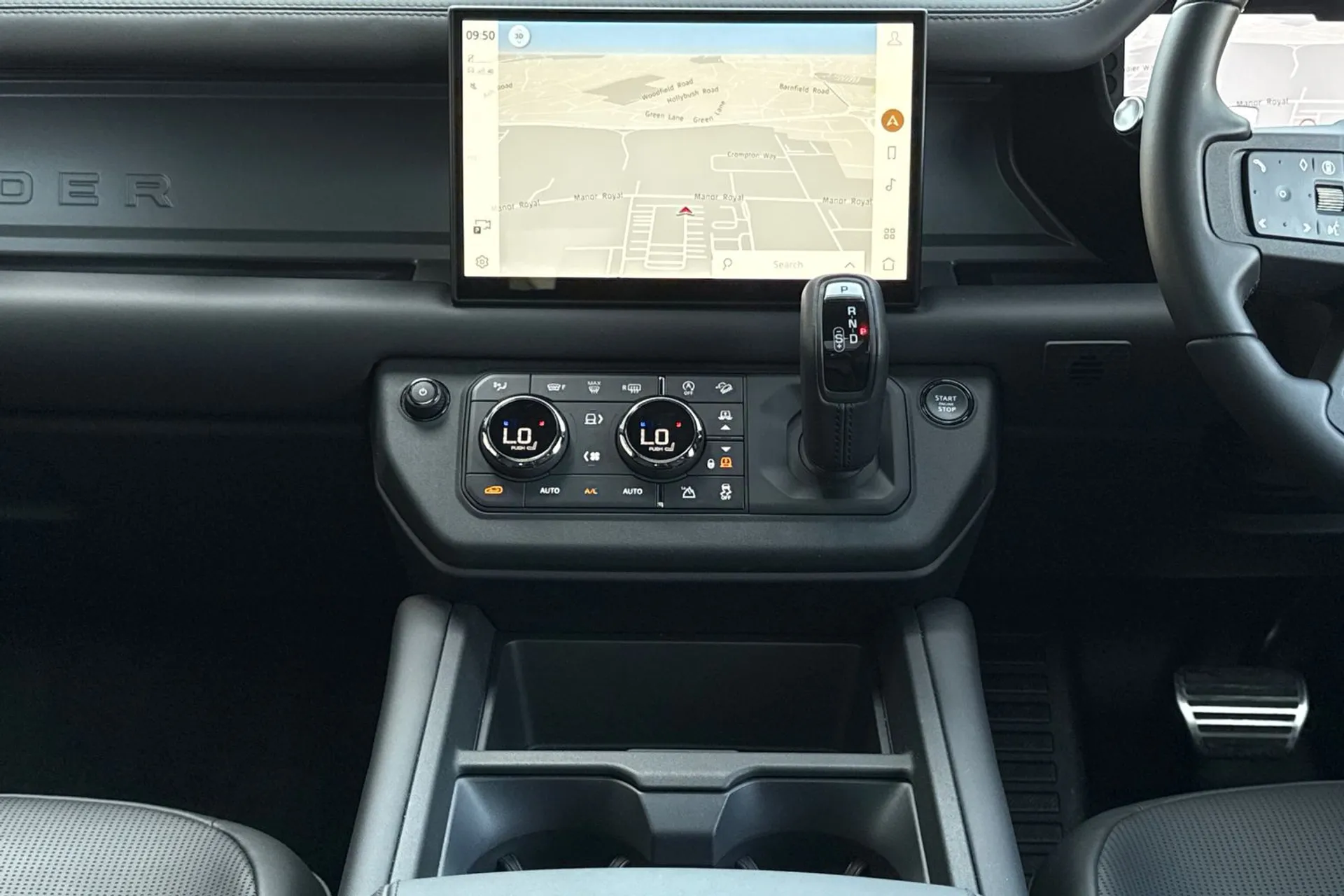 LAND ROVER DEFENDER thumbnail image number 36