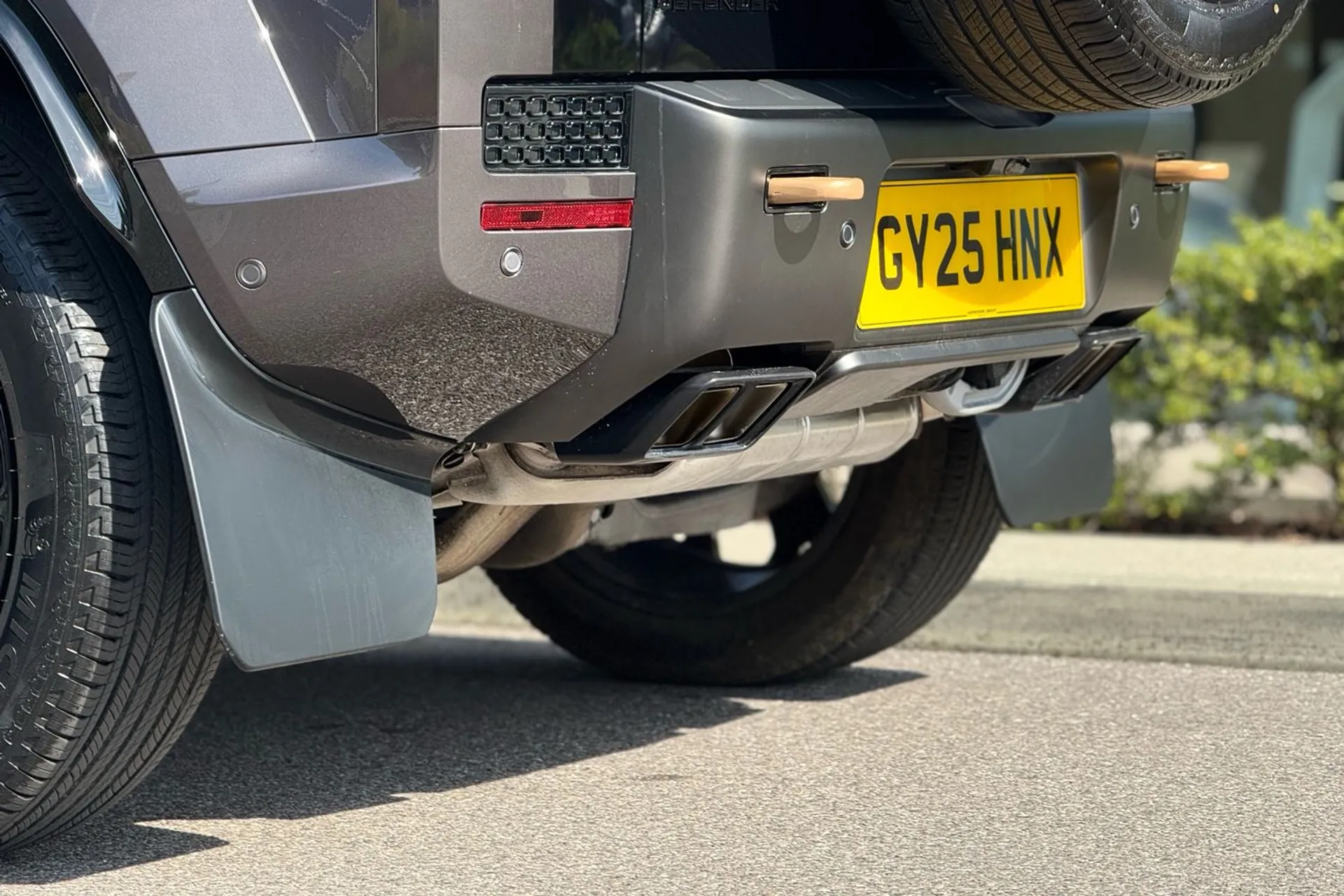 LAND ROVER DEFENDER thumbnail image number 22