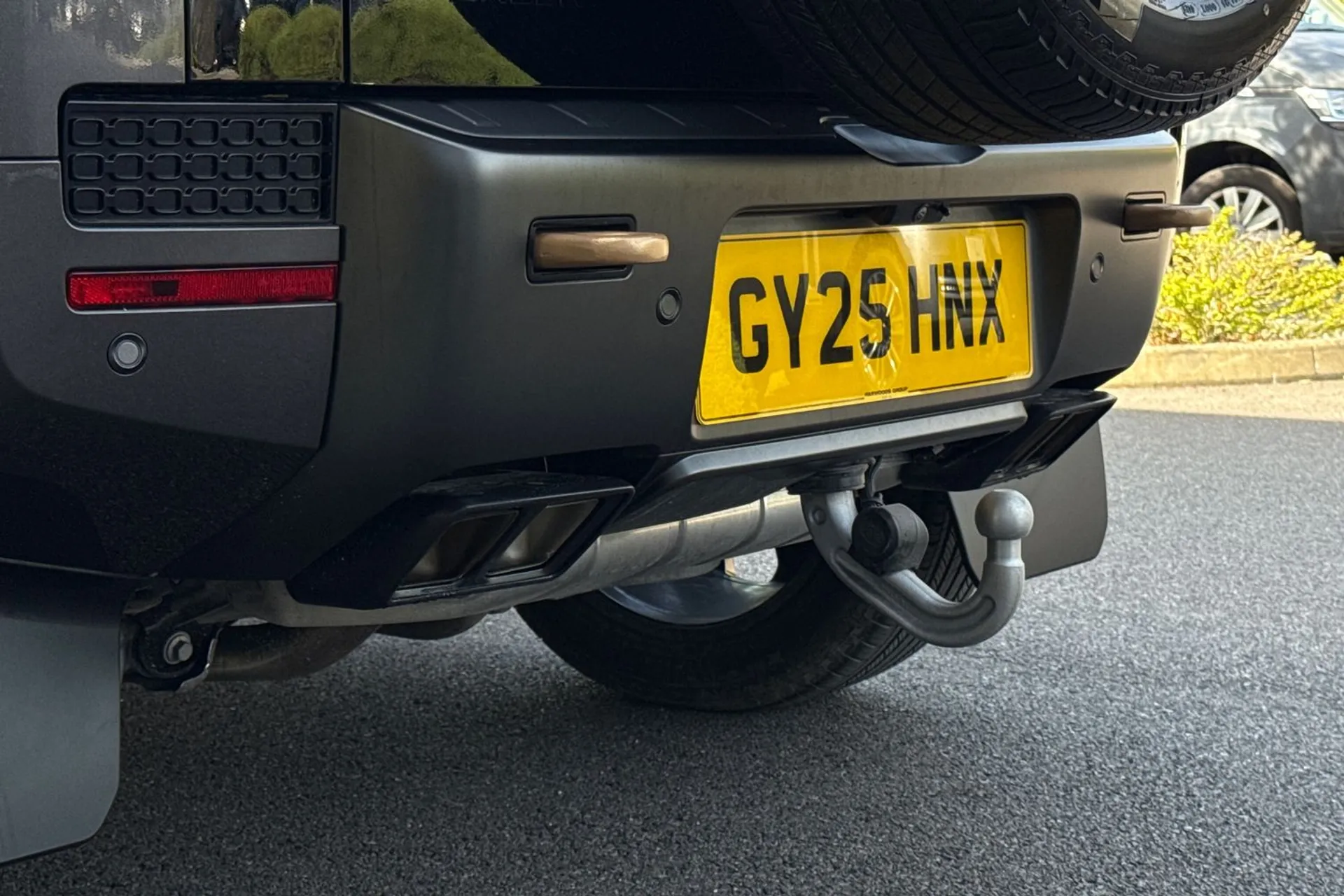 LAND ROVER DEFENDER thumbnail image number 21