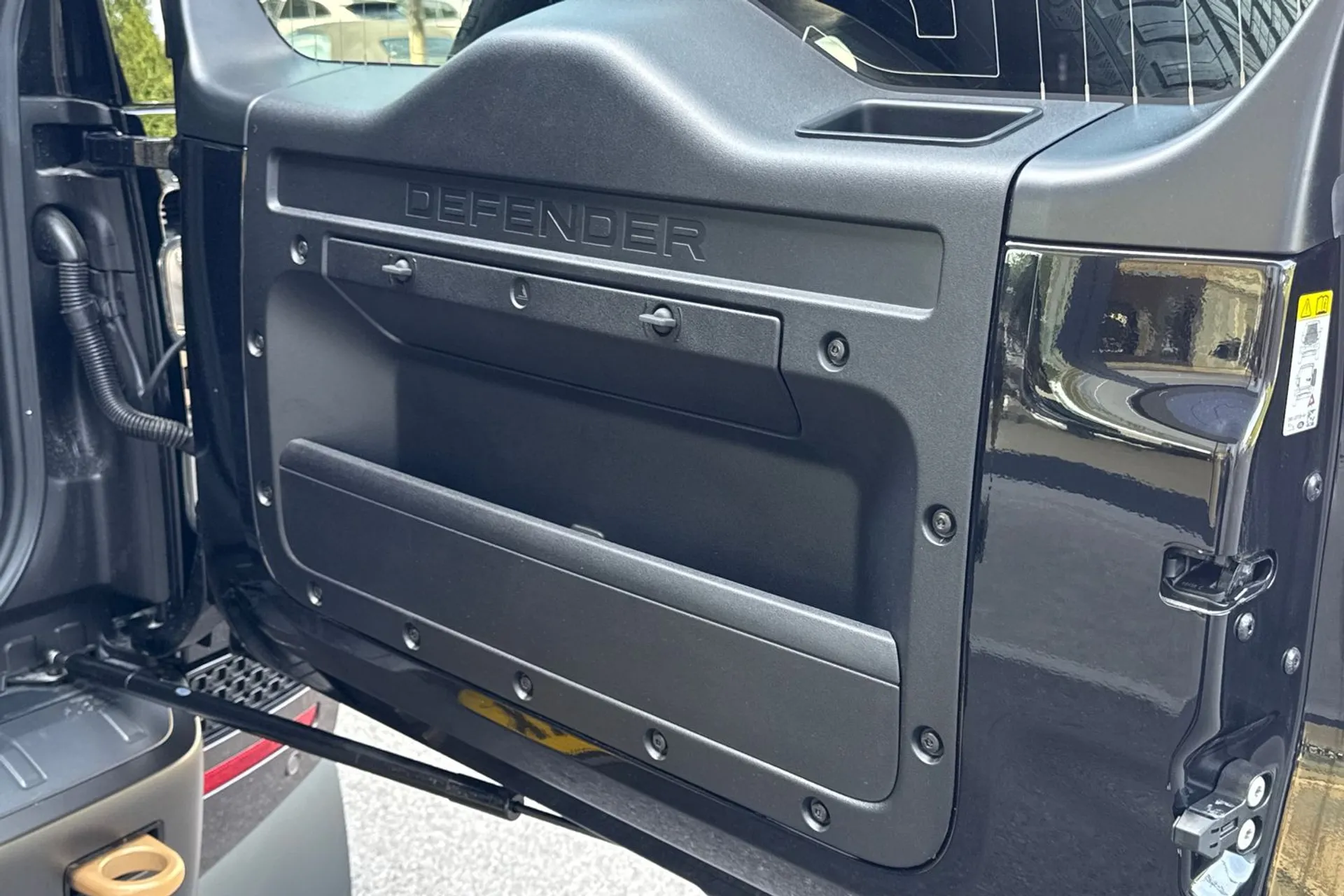 LAND ROVER DEFENDER thumbnail image number 42
