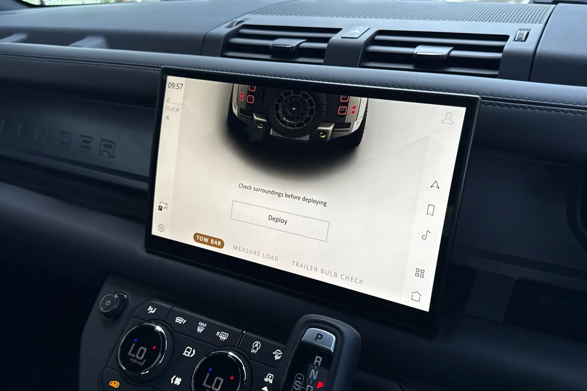 LAND ROVER DEFENDER thumbnail image number 66