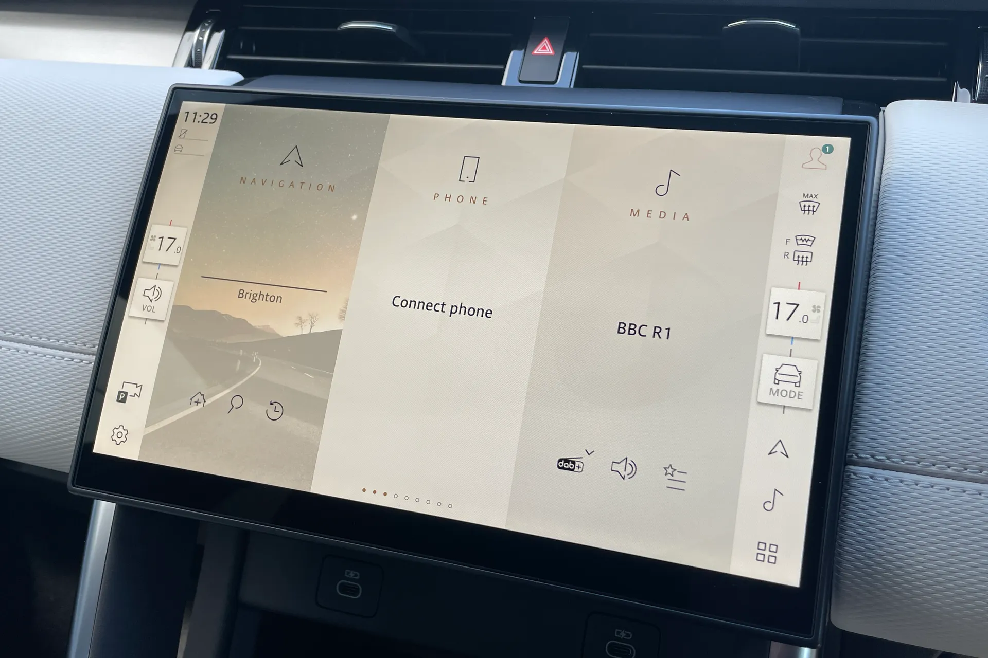 LAND ROVER DISCOVERY SPORT thumbnail image number 31