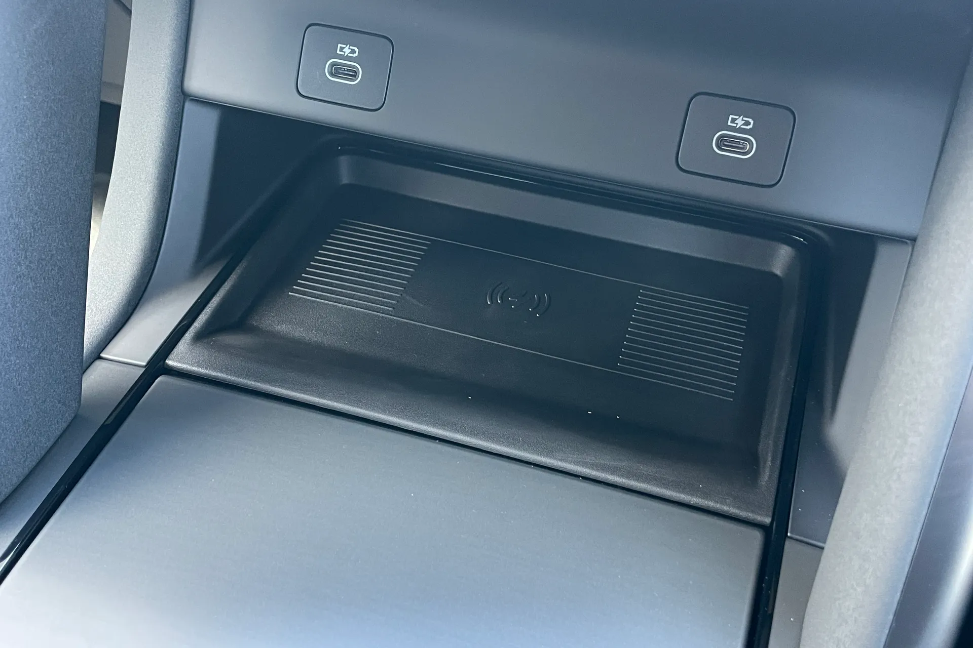 LAND ROVER DISCOVERY SPORT thumbnail image number 25