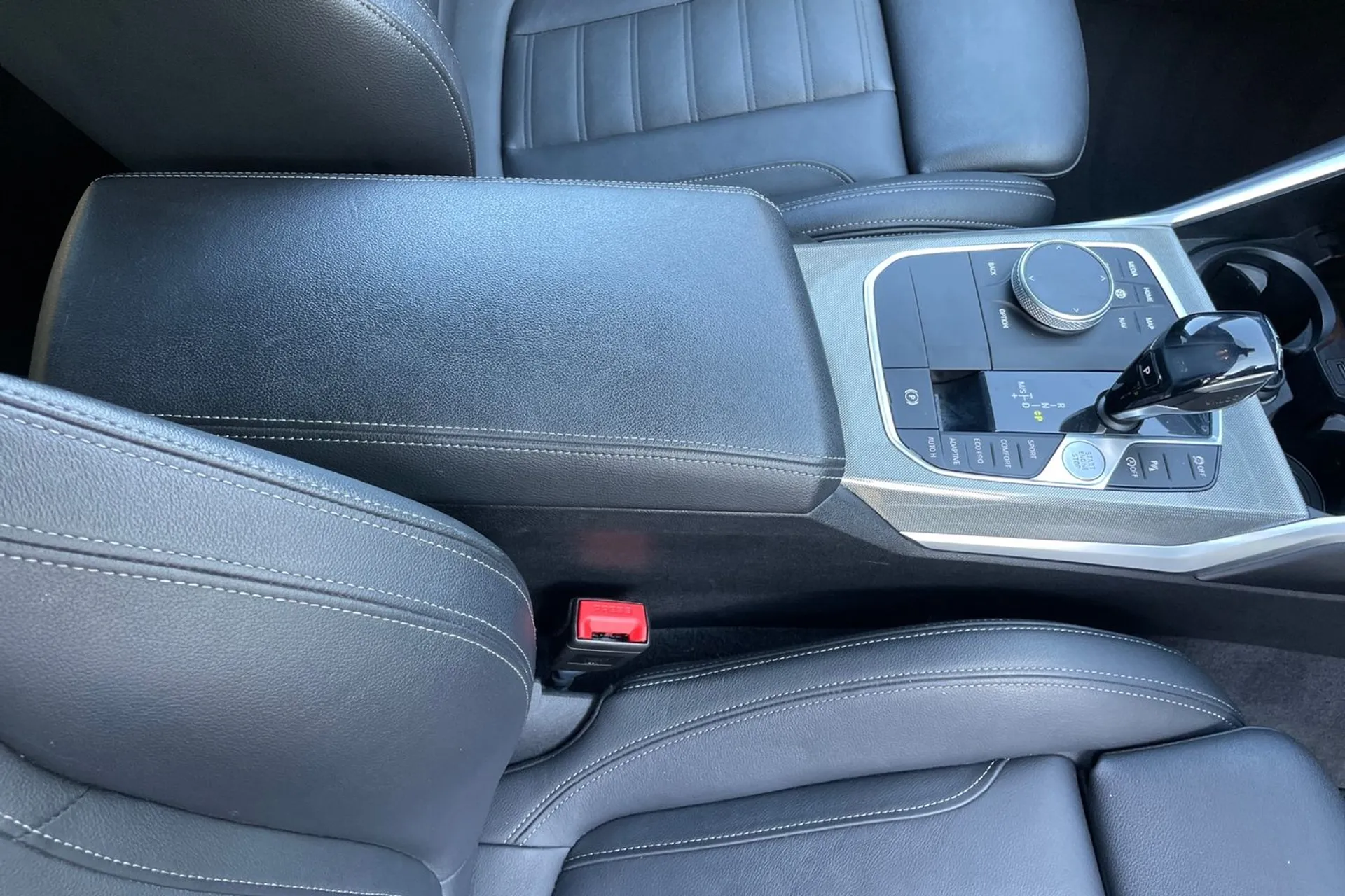 BMW 3 SERIES thumbnail image number 41