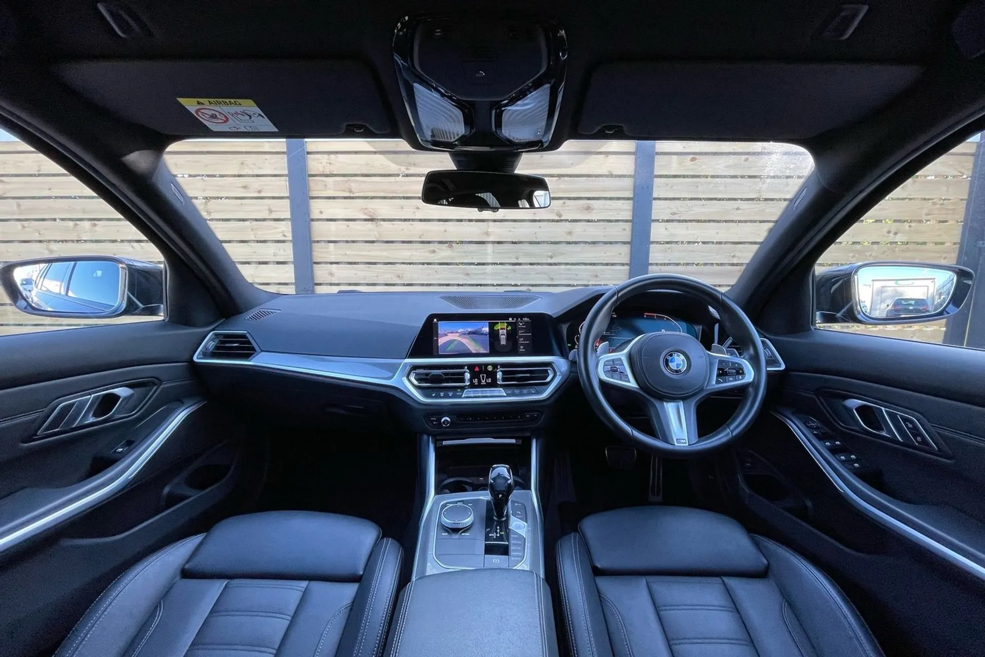 BMW 3 SERIES thumbnail image number 3