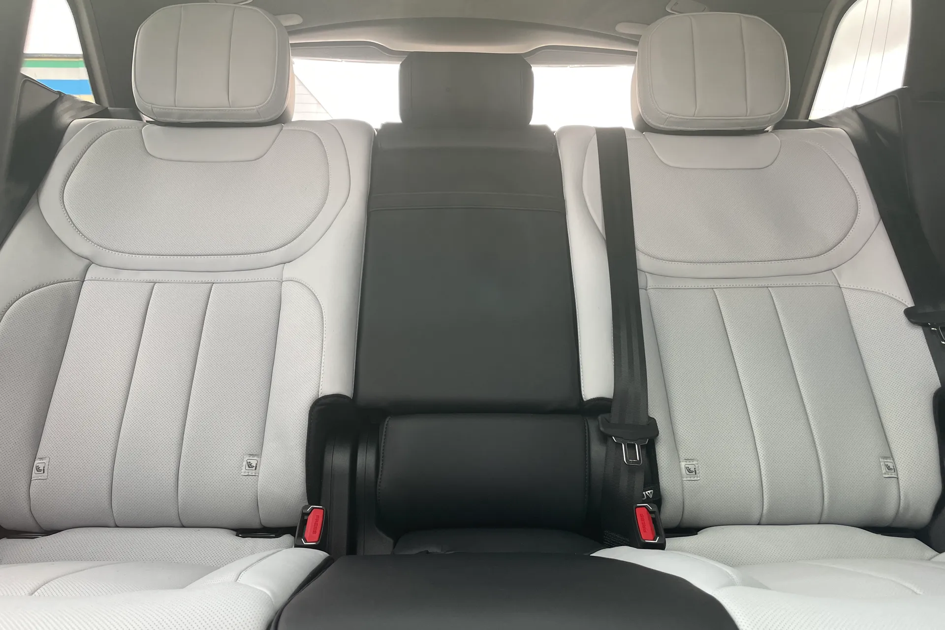LAND ROVER RANGE ROVER SPORT thumbnail image number 51