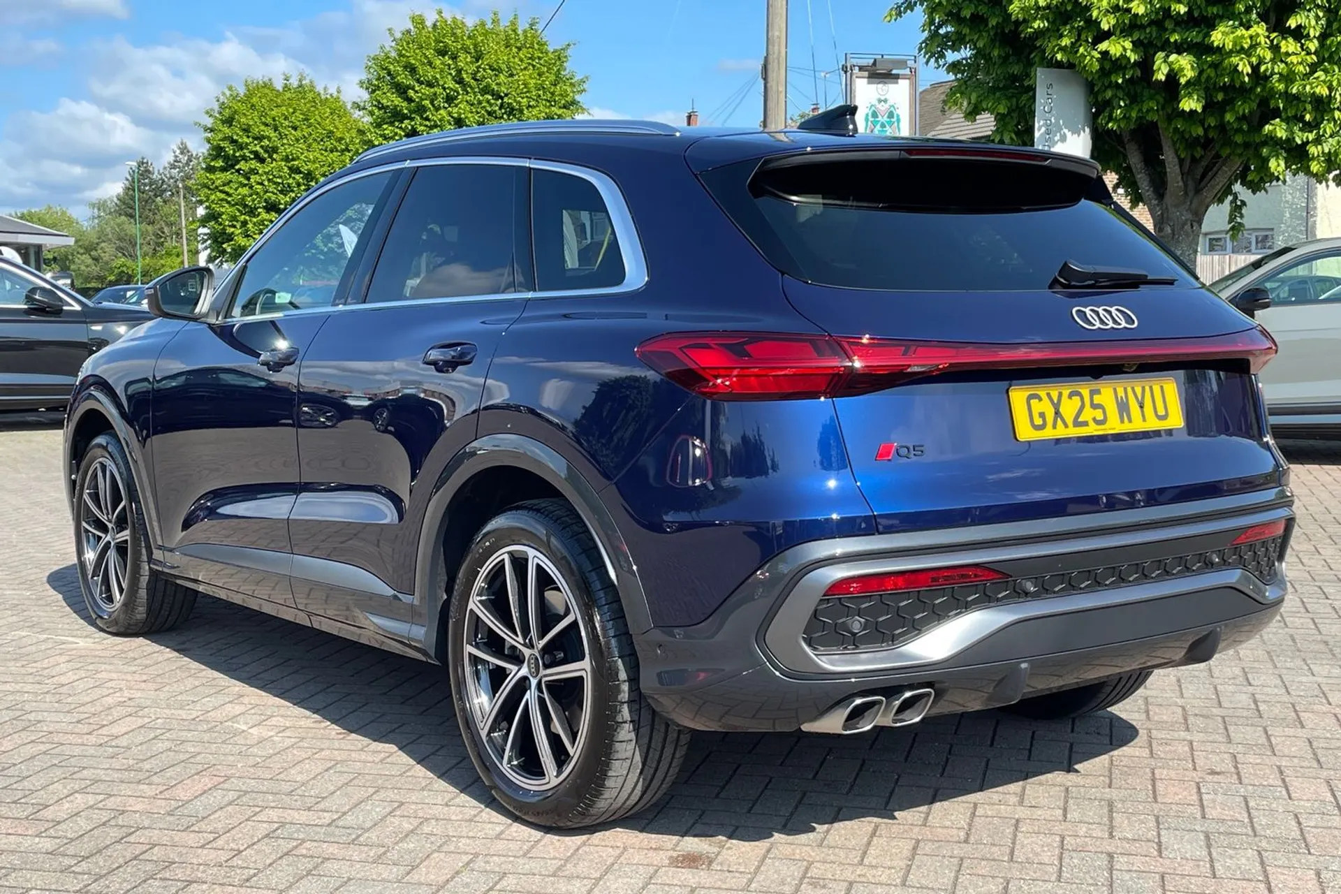 Audi Q5 thumbnail image number 13