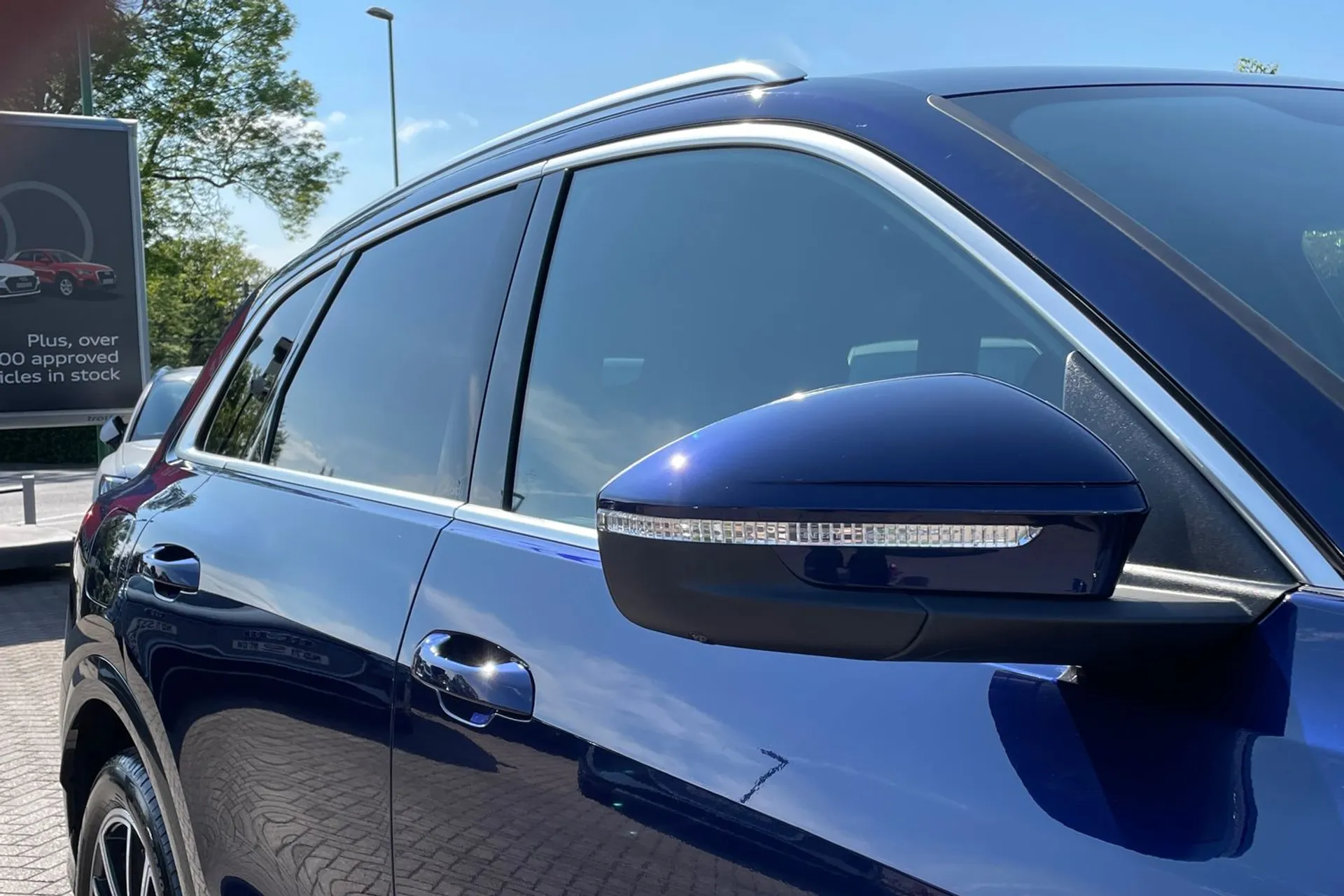Audi Q5 thumbnail image number 8
