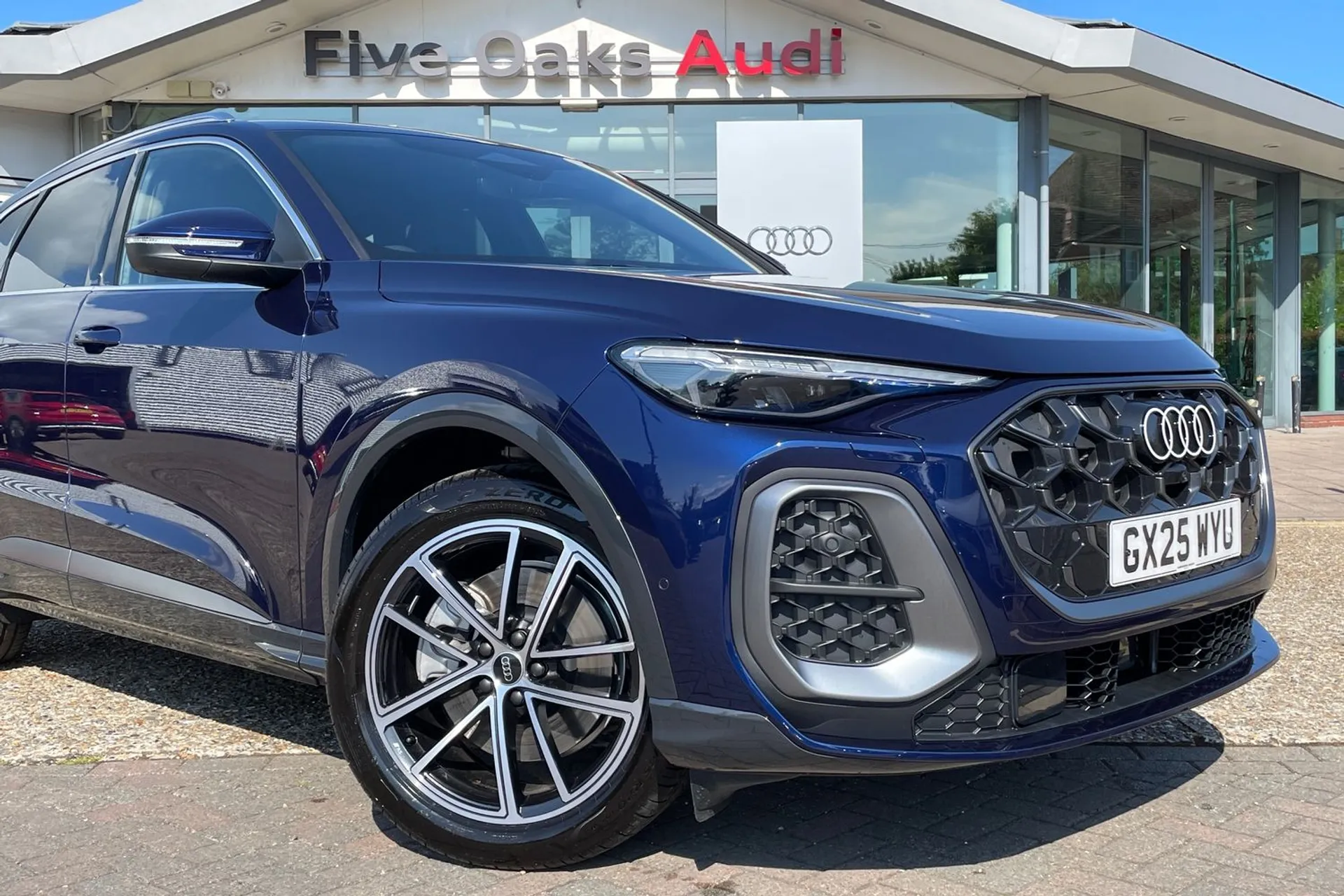 Audi Q5 thumbnail image number 7