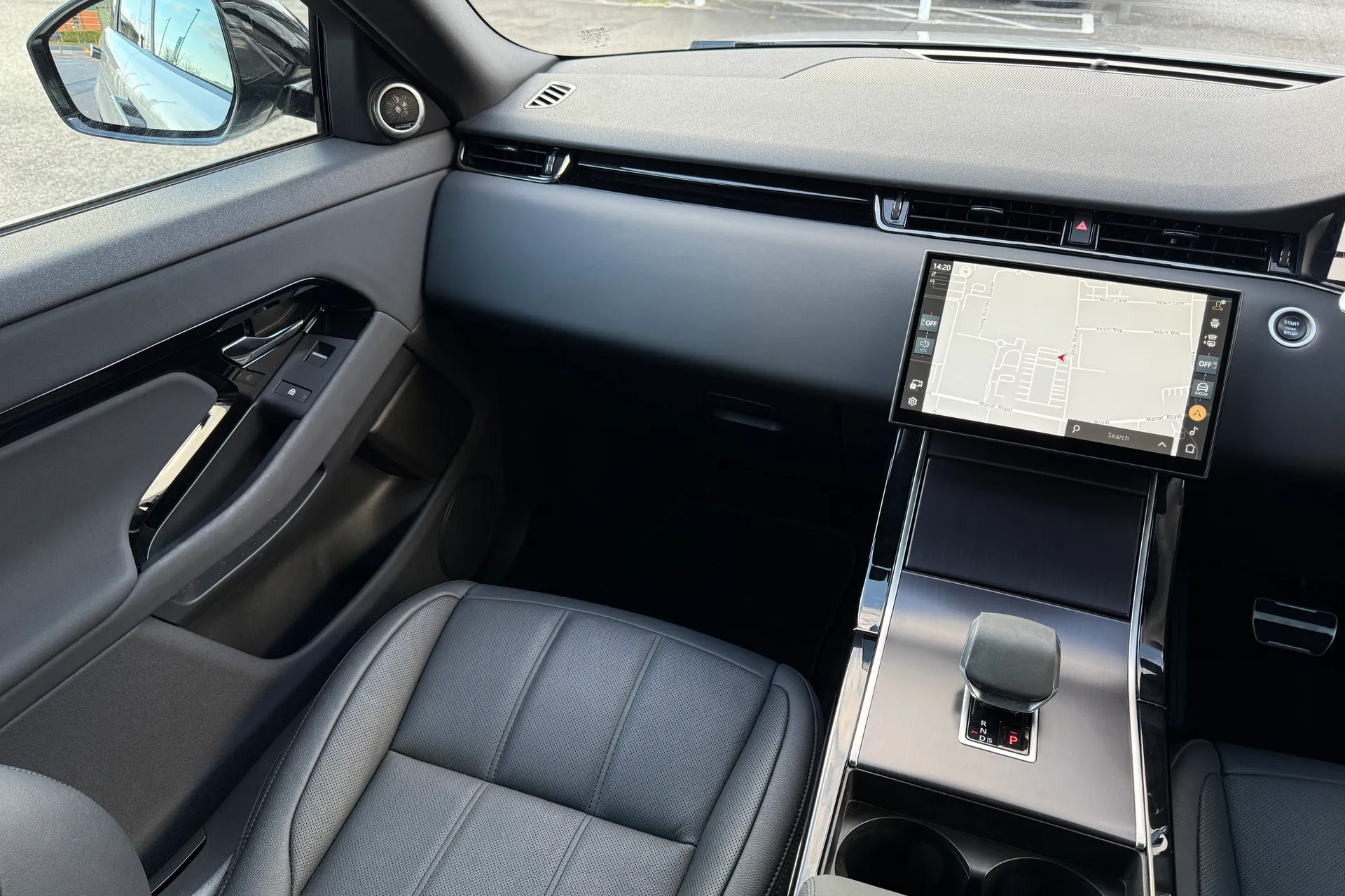 LAND ROVER RANGE ROVER EVOQUE thumbnail image number 23