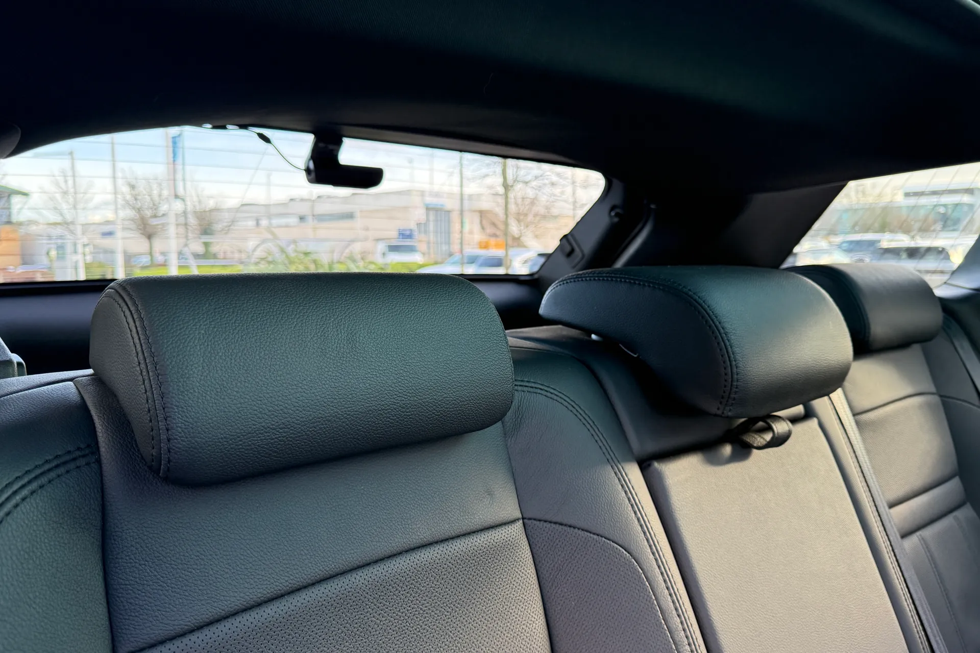 LAND ROVER RANGE ROVER EVOQUE thumbnail image number 36