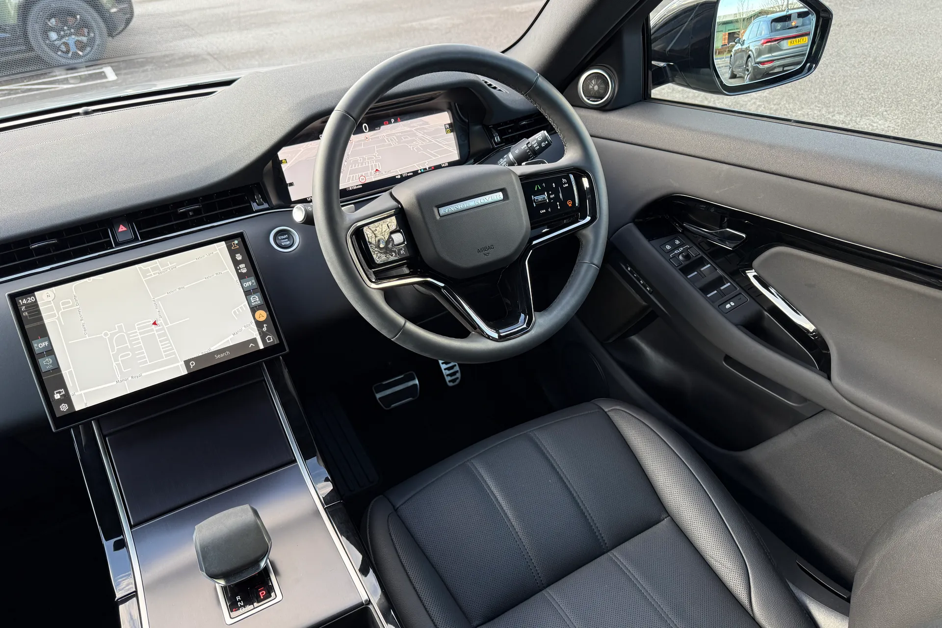 LAND ROVER RANGE ROVER EVOQUE thumbnail image number 27