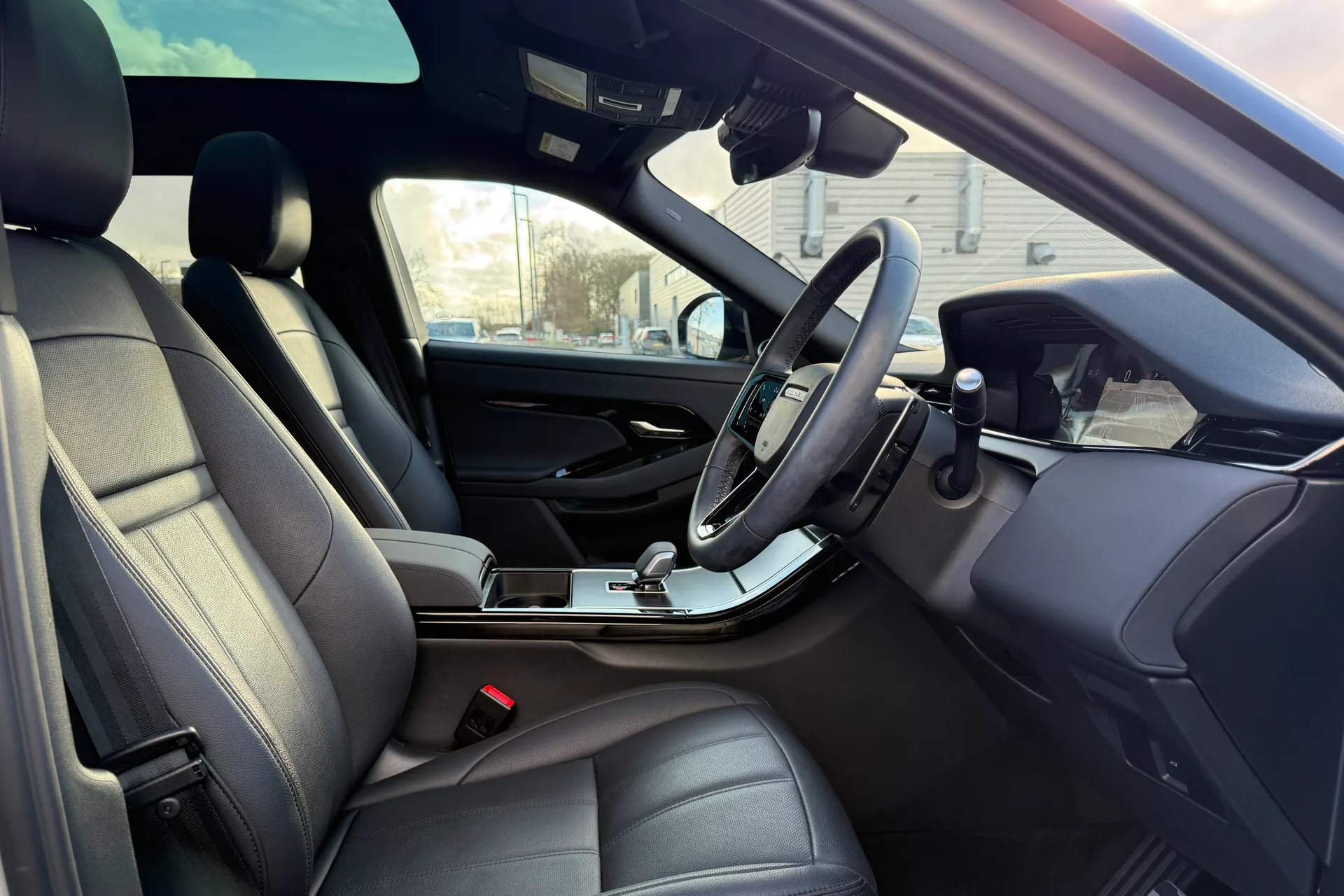 LAND ROVER RANGE ROVER EVOQUE thumbnail image number 41