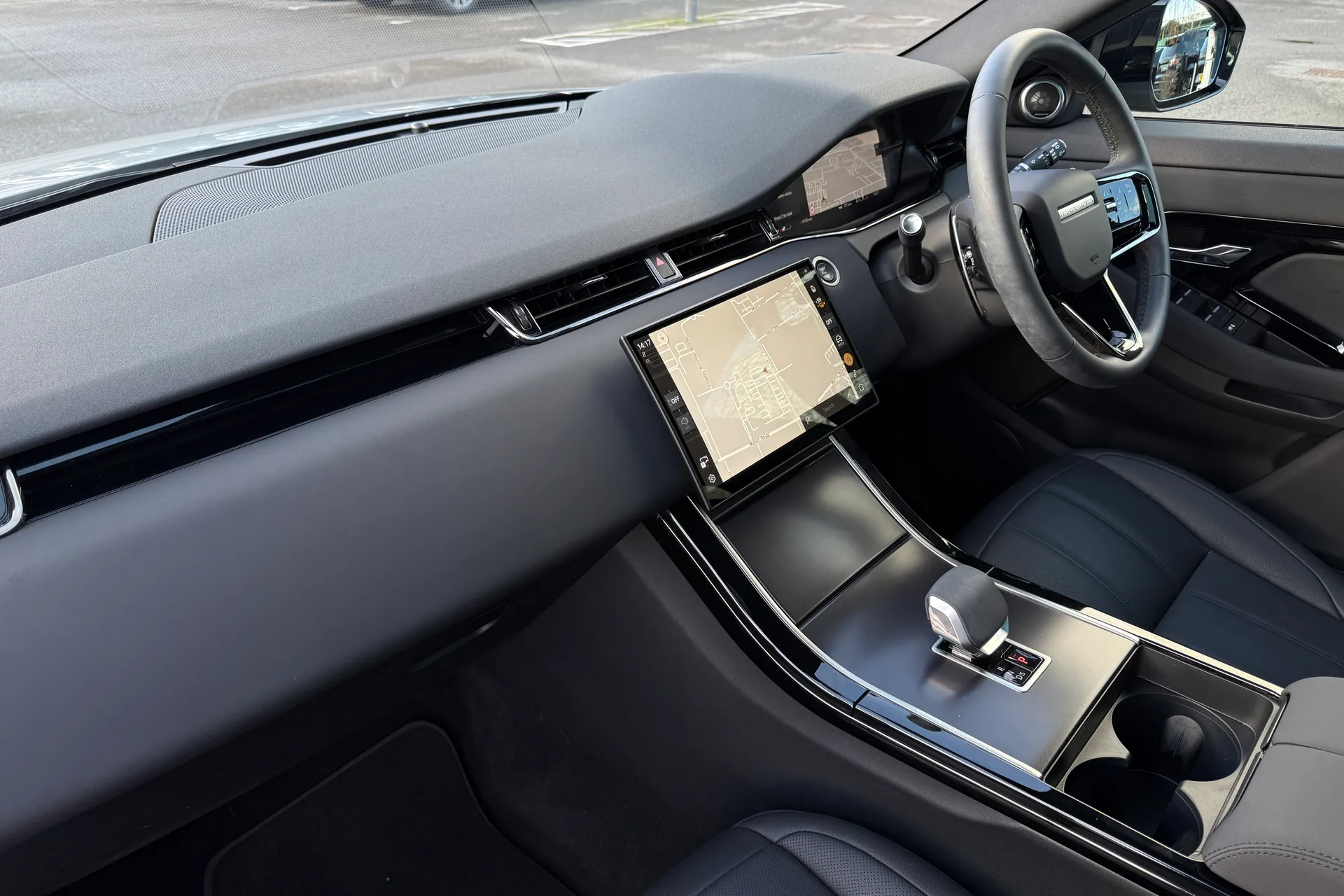 LAND ROVER RANGE ROVER EVOQUE thumbnail image number 43