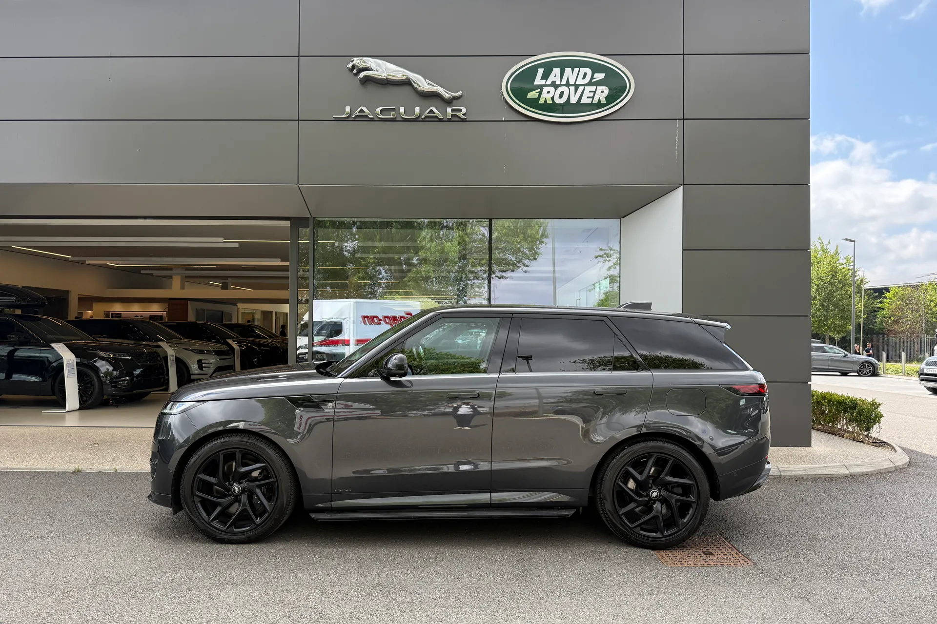 LAND ROVER RANGE ROVER SPORT thumbnail image number 23