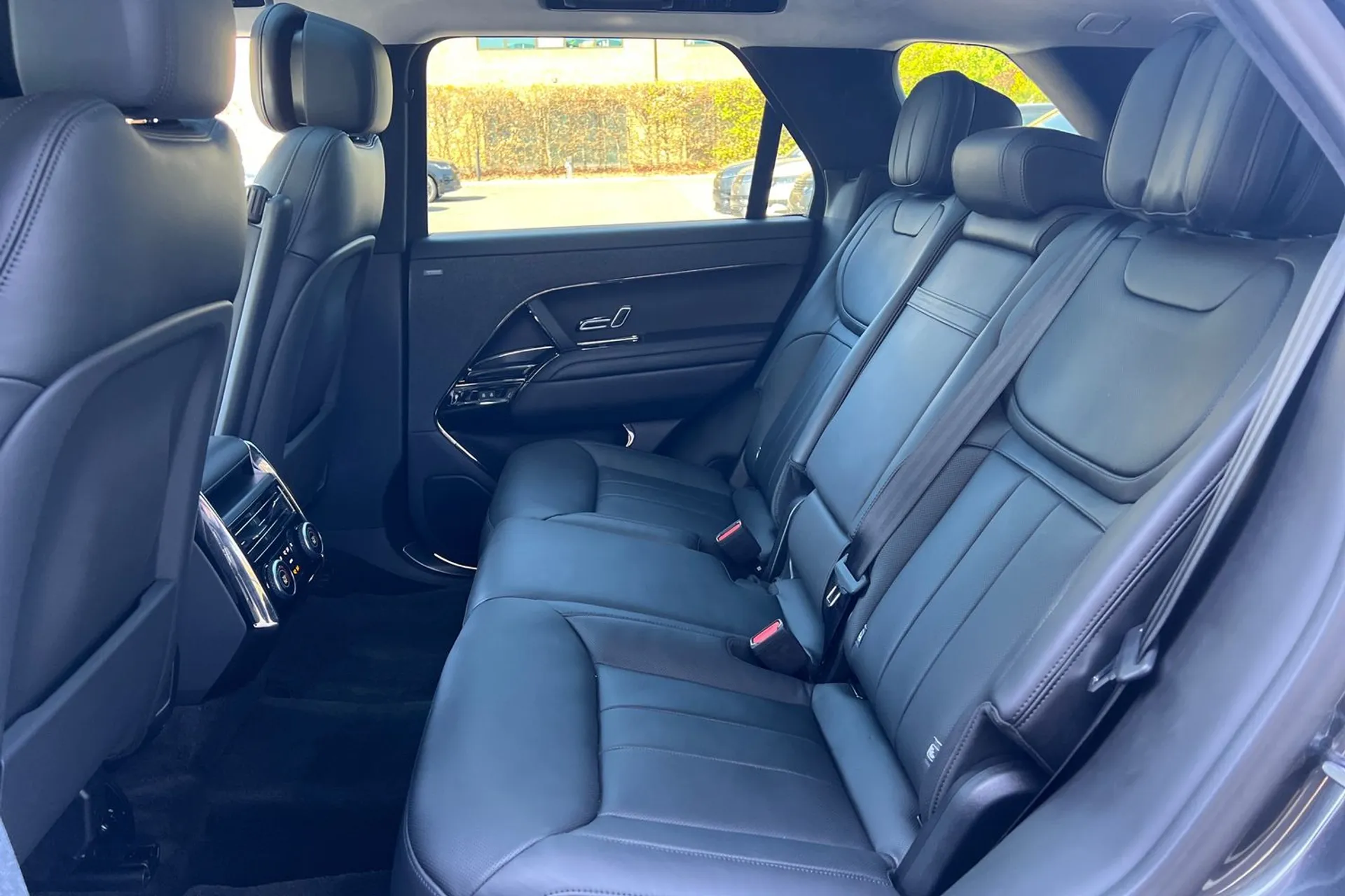 LAND ROVER RANGE ROVER SPORT thumbnail image number 49
