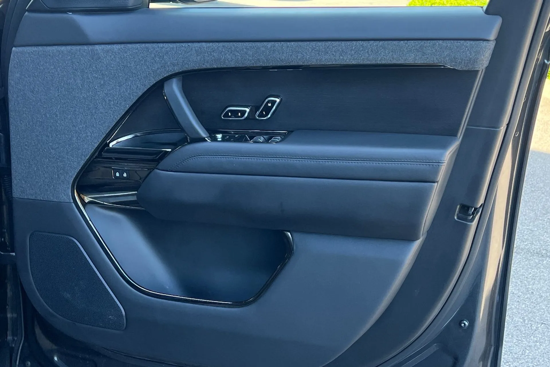 LAND ROVER RANGE ROVER SPORT thumbnail image number 50
