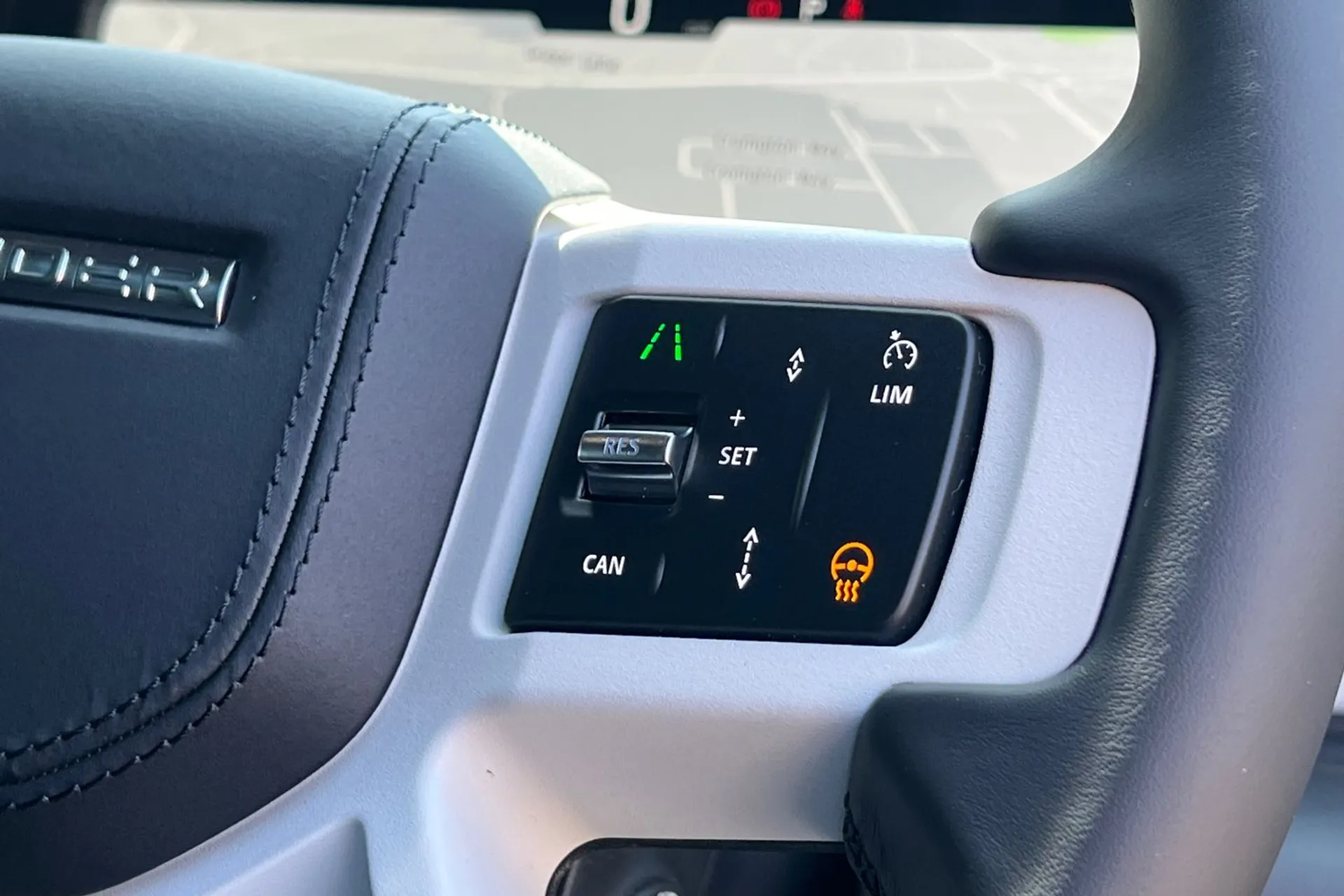 LAND ROVER Defender 110 thumbnail image number 50