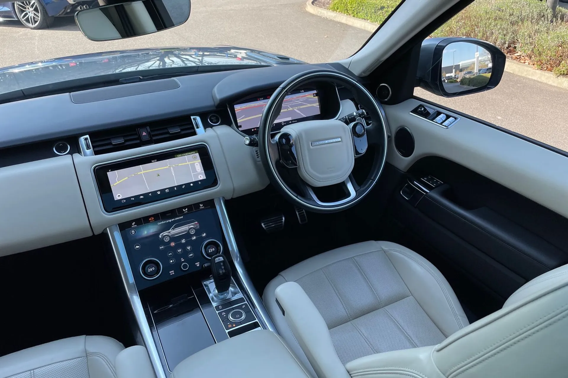 LAND ROVER RANGE ROVER SPORT thumbnail image number 19