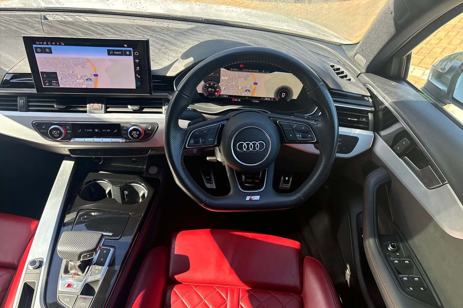 Audi A4 thumbnail image number 34