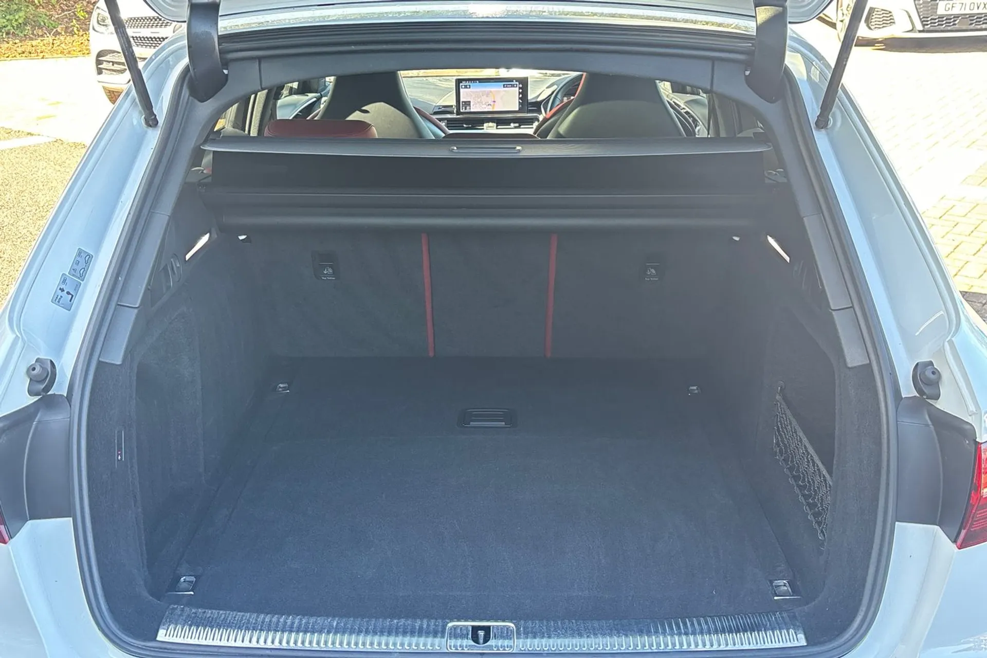 Audi A4 thumbnail image number 19