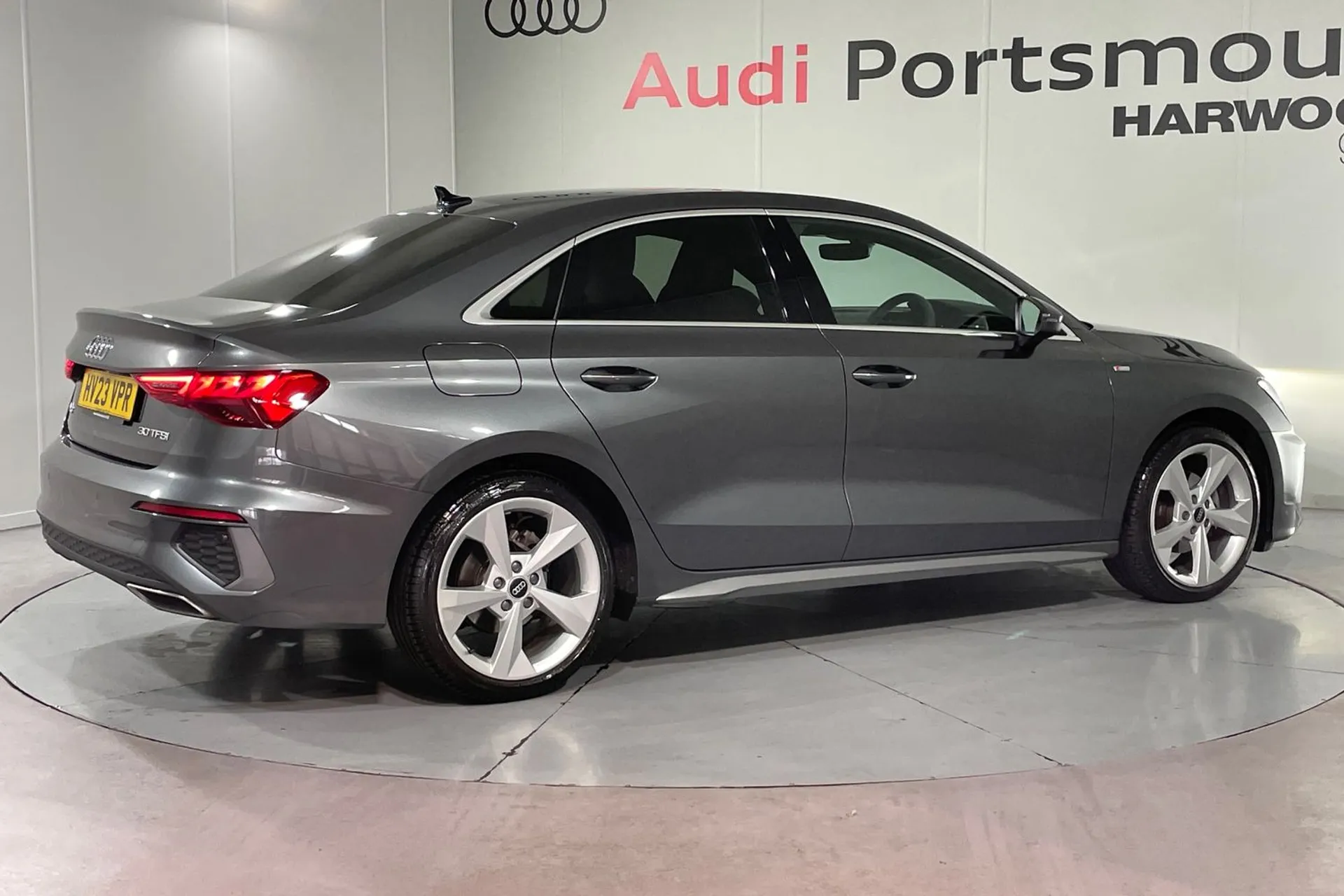 Audi A3 thumbnail image number 10