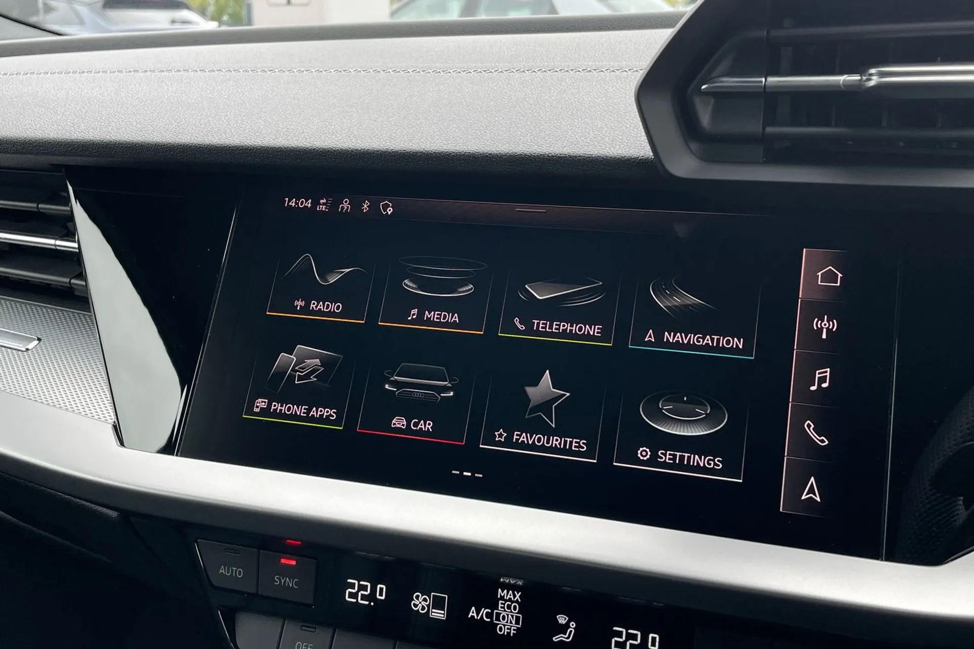 Audi A3 thumbnail image number 28