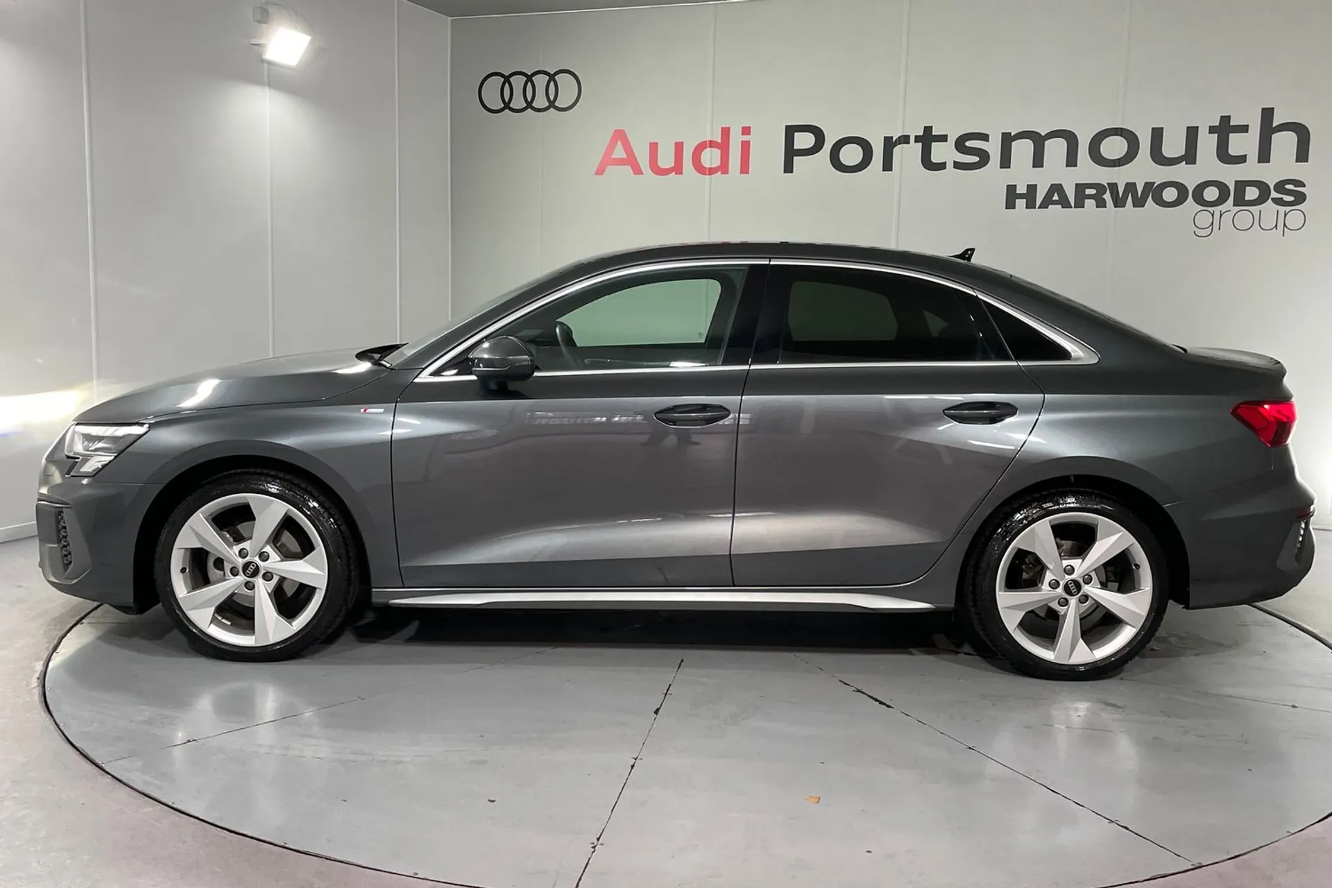 Audi A3 thumbnail image number 11