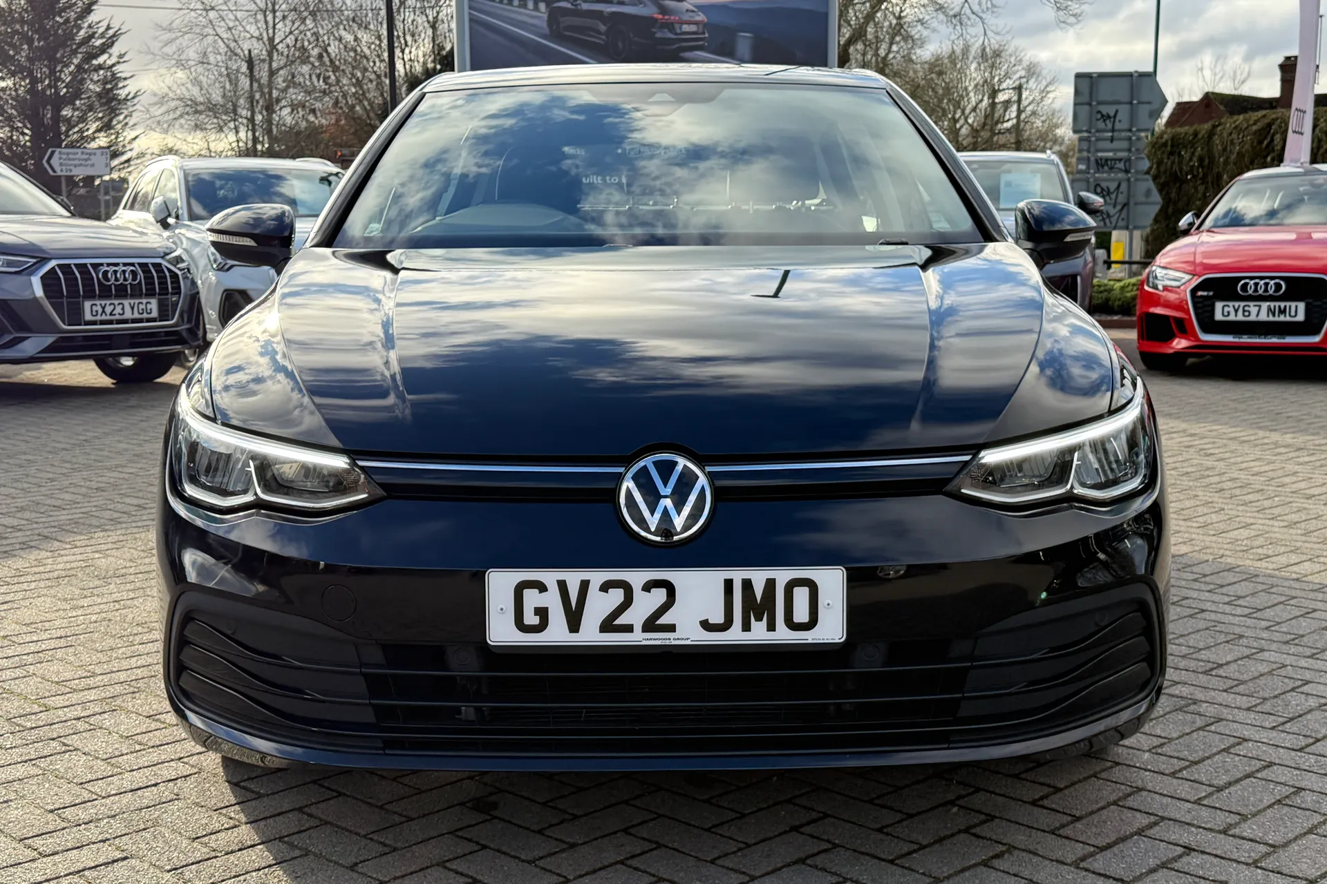 VOLKSWAGEN GOLF thumbnail image number 21