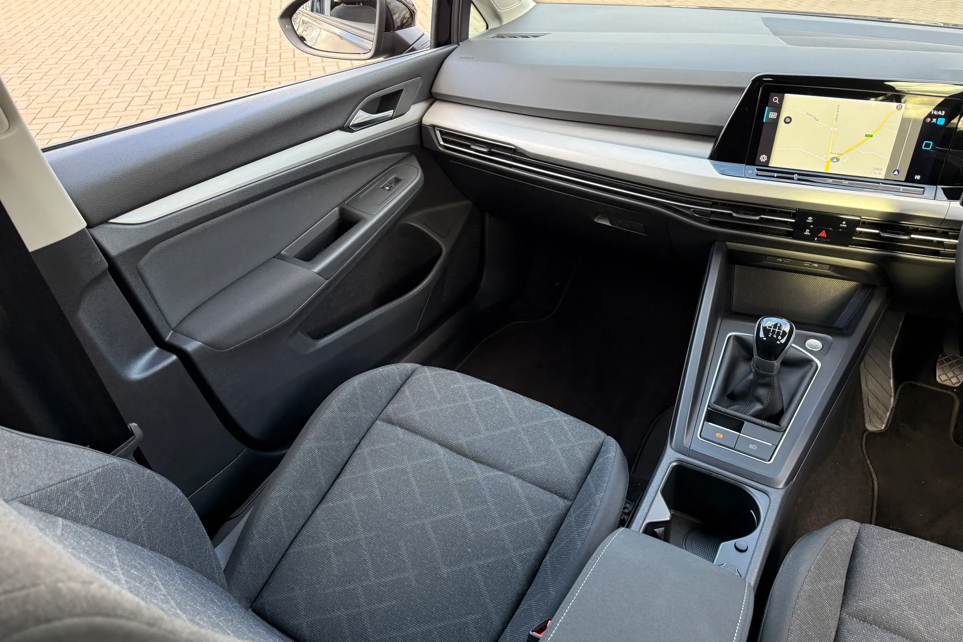 VOLKSWAGEN GOLF thumbnail image number 33