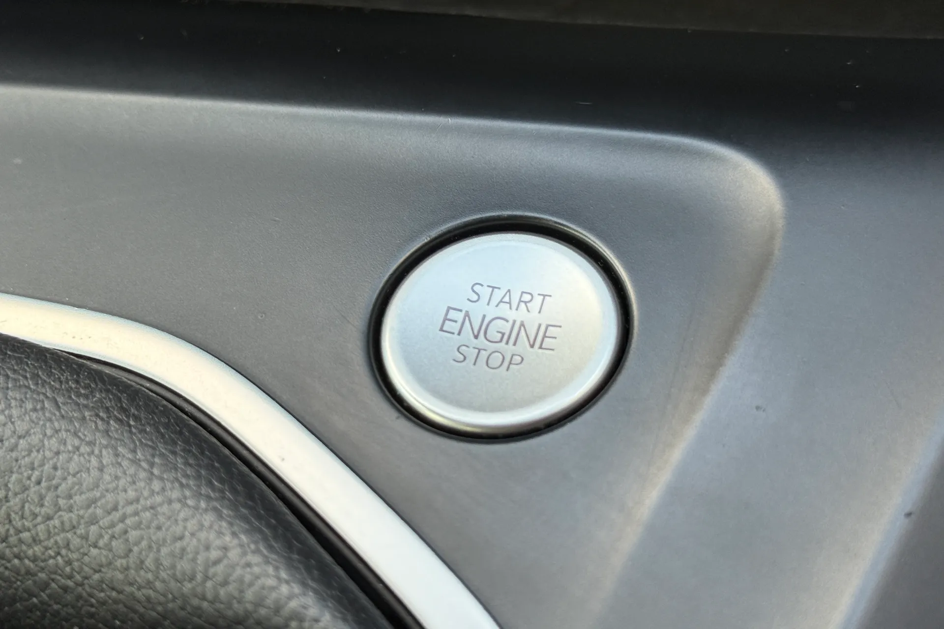 VOLKSWAGEN GOLF thumbnail image number 14