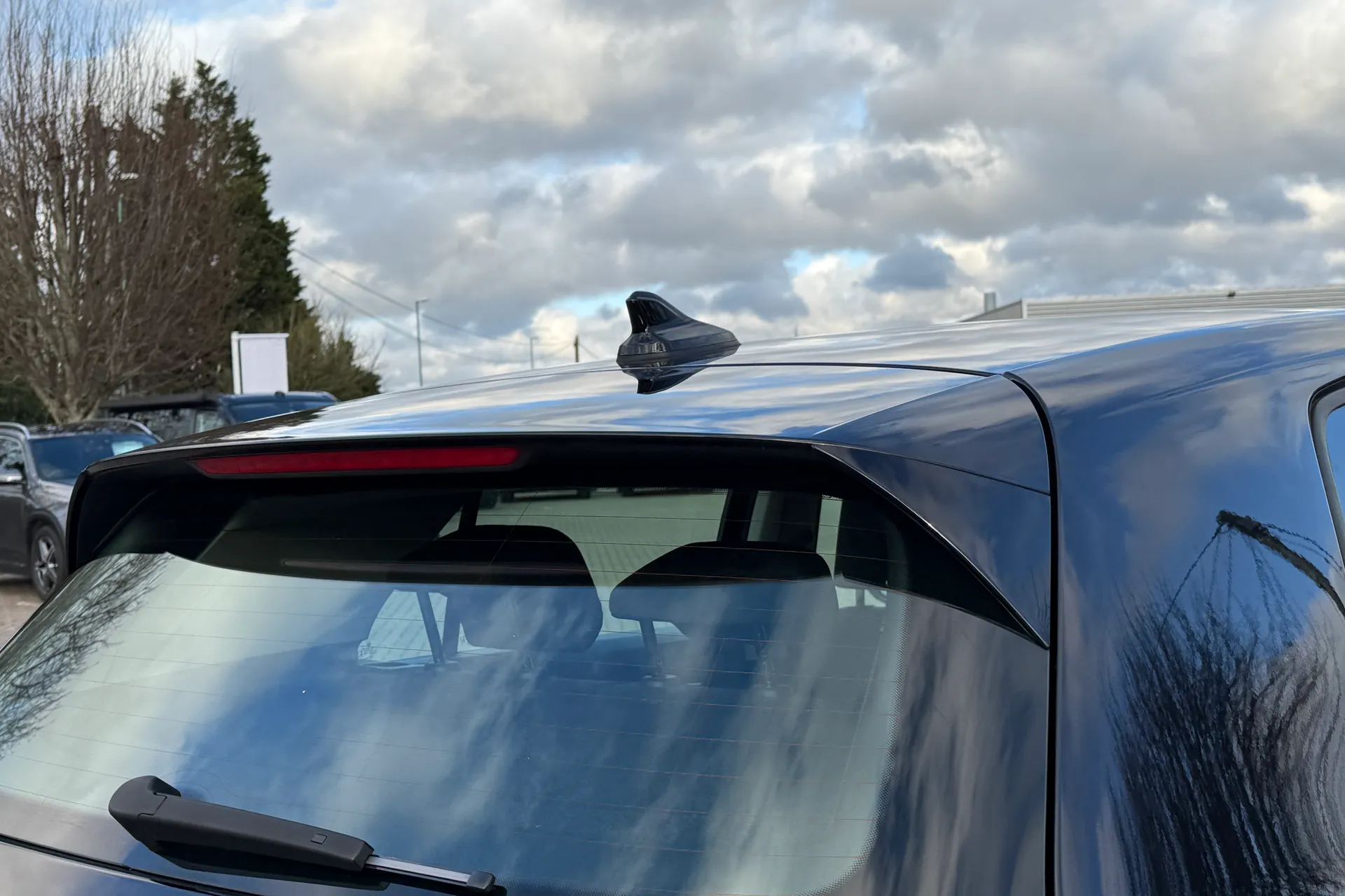 VOLKSWAGEN GOLF thumbnail image number 43