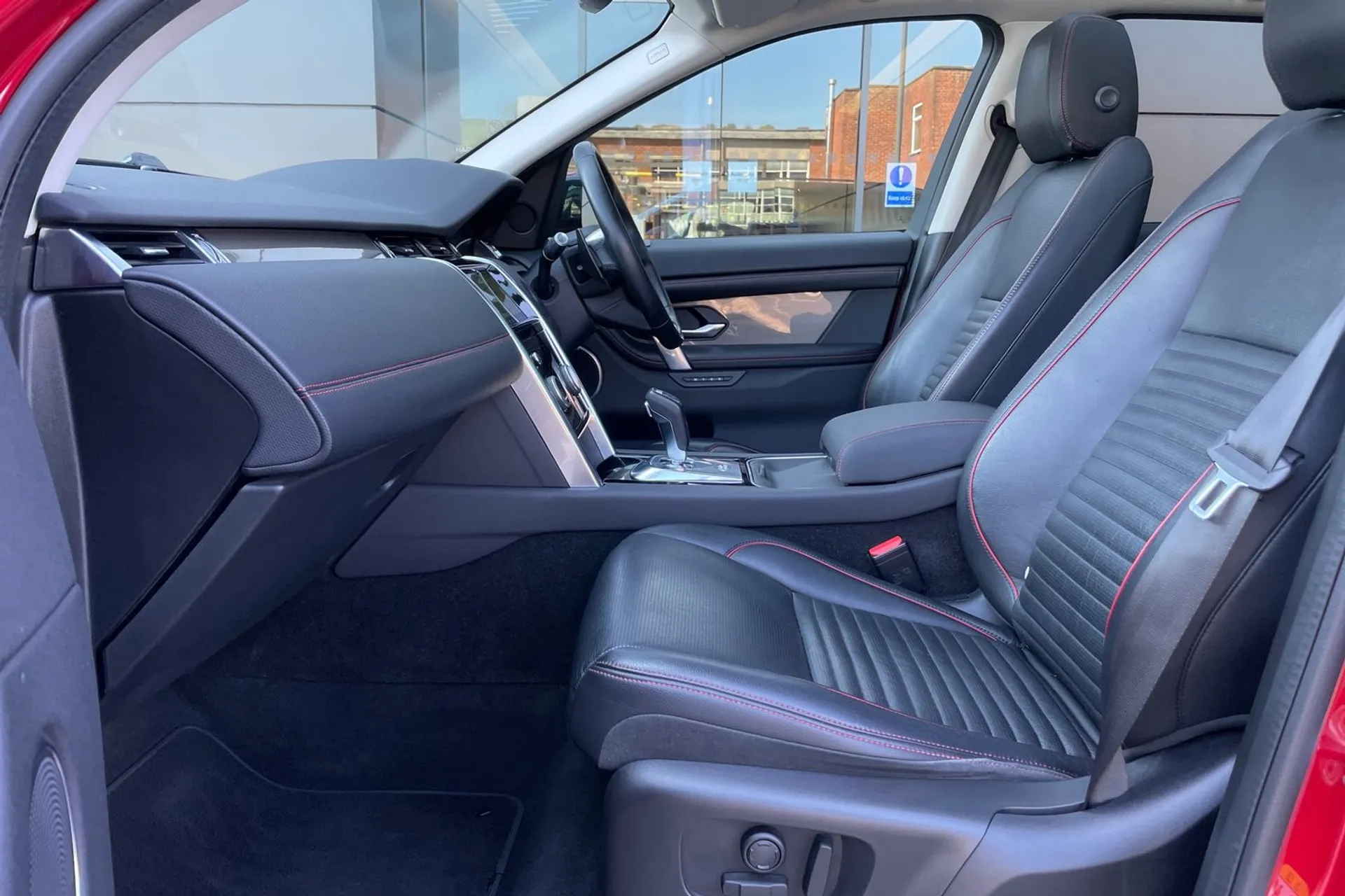 LAND ROVER DISCOVERY SPORT thumbnail image number 36