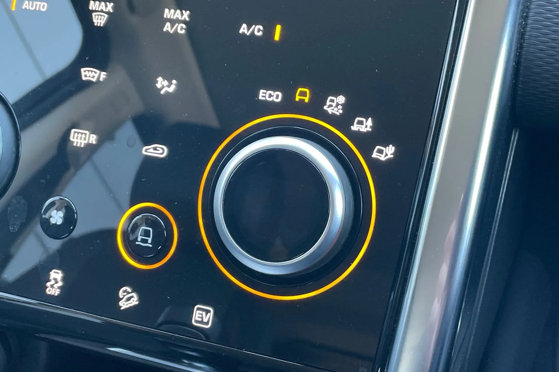 LAND ROVER DISCOVERY SPORT thumbnail image number 56