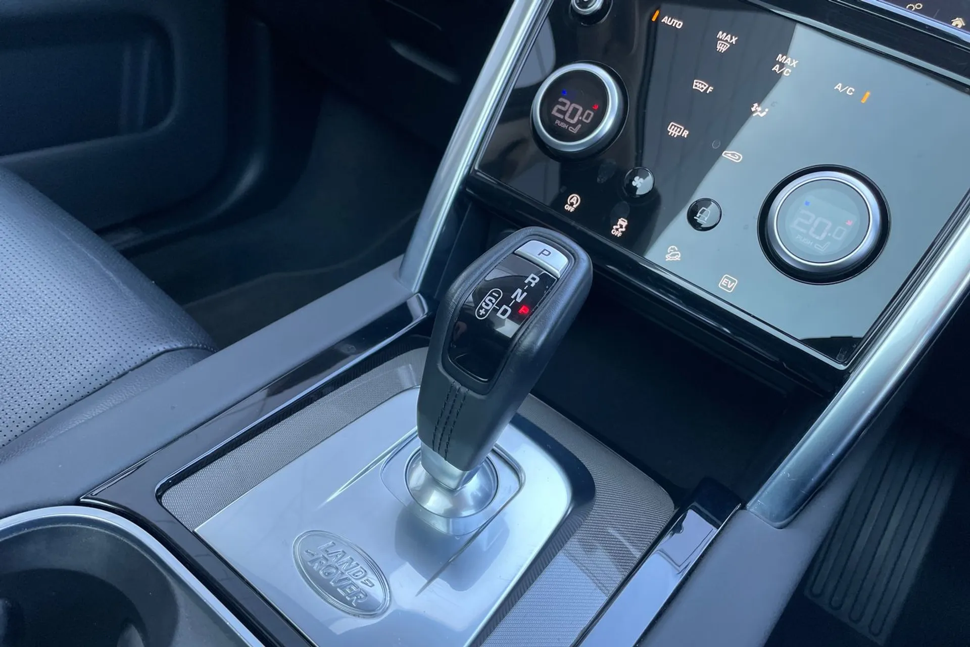 LAND ROVER DISCOVERY SPORT thumbnail image number 47