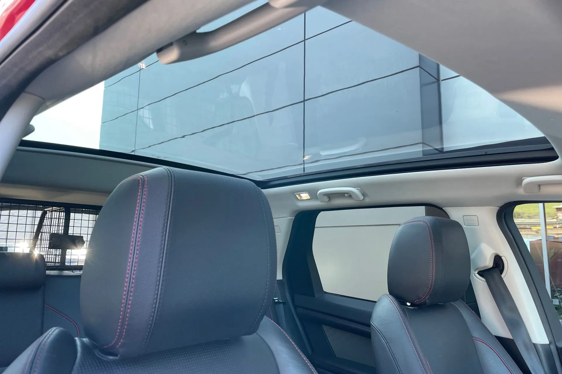 LAND ROVER DISCOVERY SPORT thumbnail image number 10