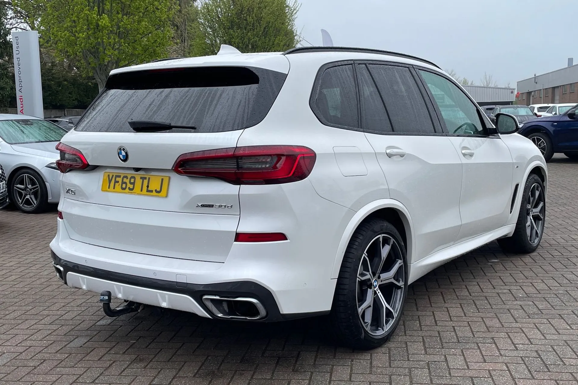 BMW X5 thumbnail image number 4