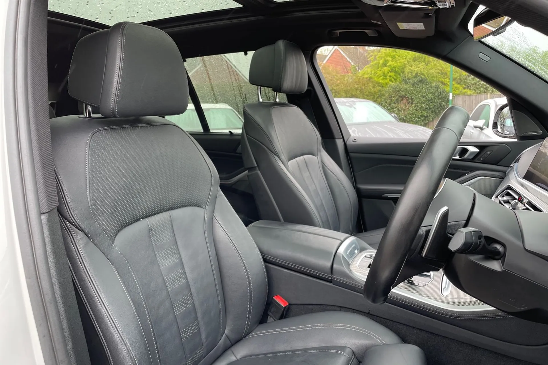 BMW X5 thumbnail image number 34