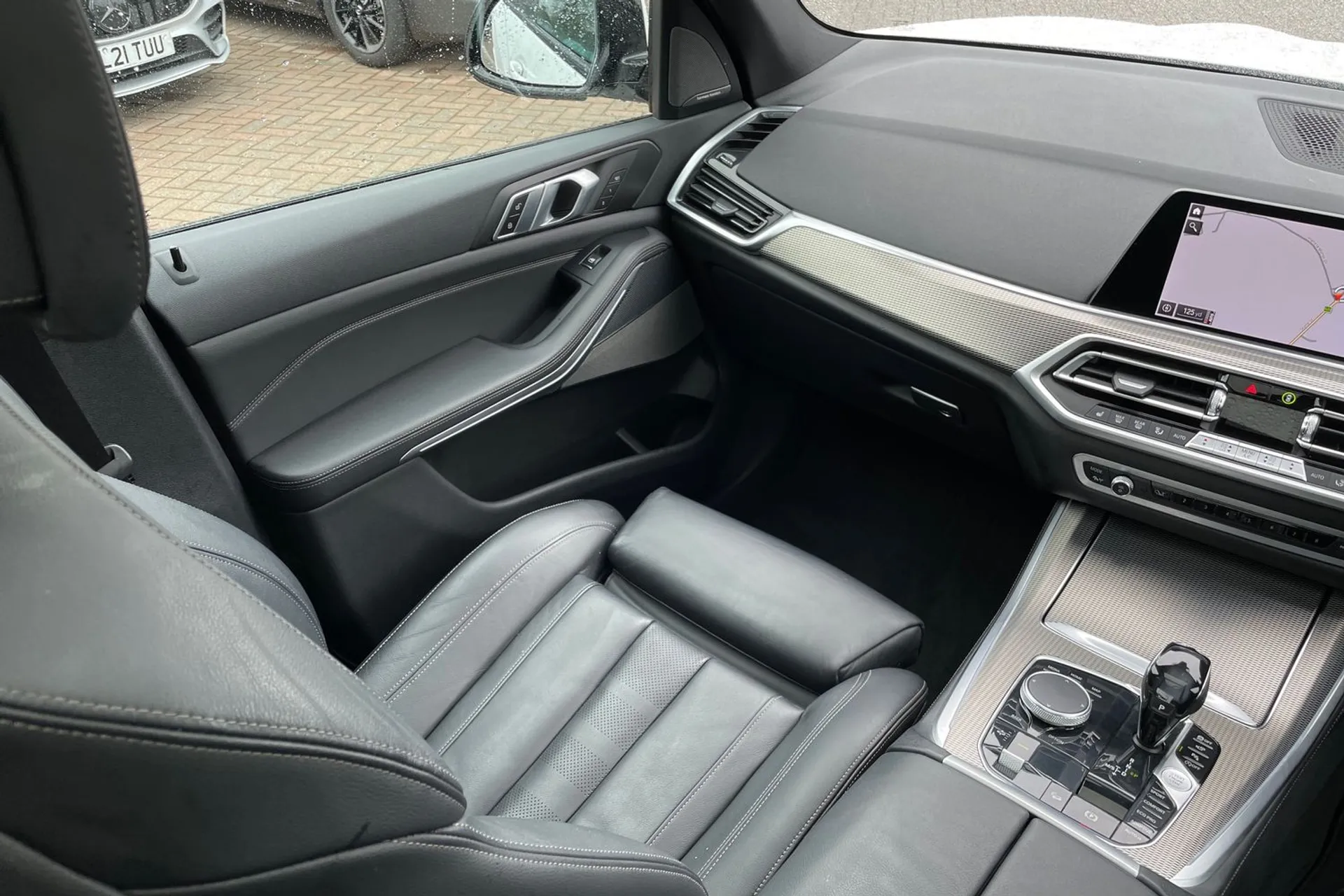 BMW X5 thumbnail image number 39