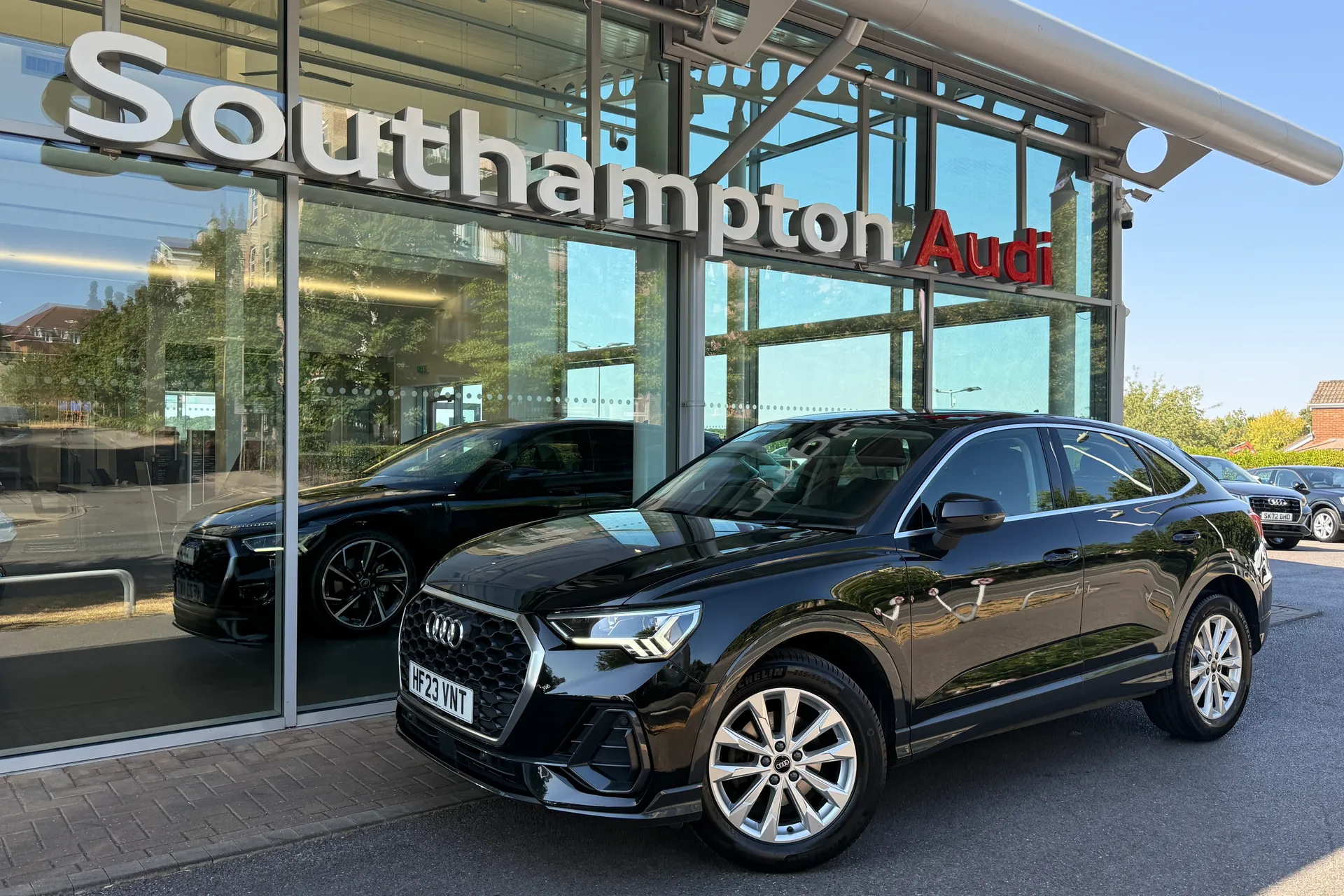 Audi Q3 thumbnail image number 52