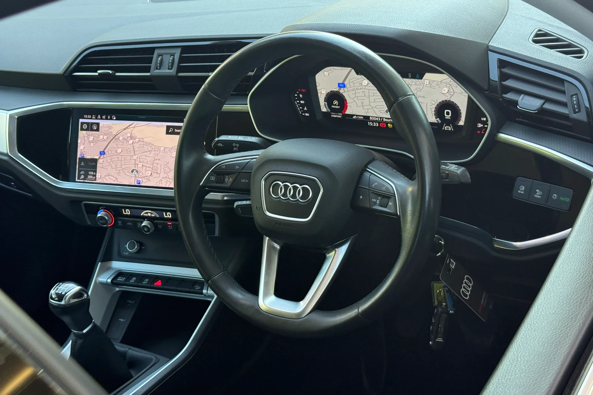 Audi Q3 thumbnail image number 28