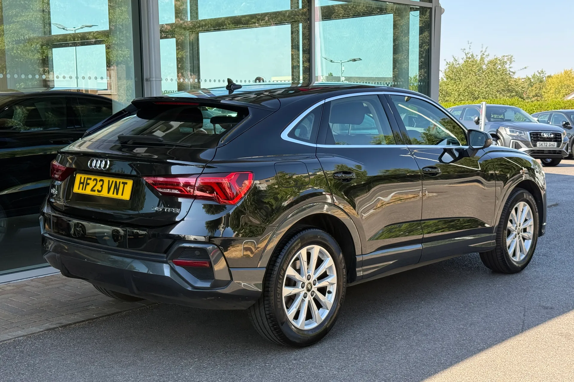Audi Q3 thumbnail image number 53
