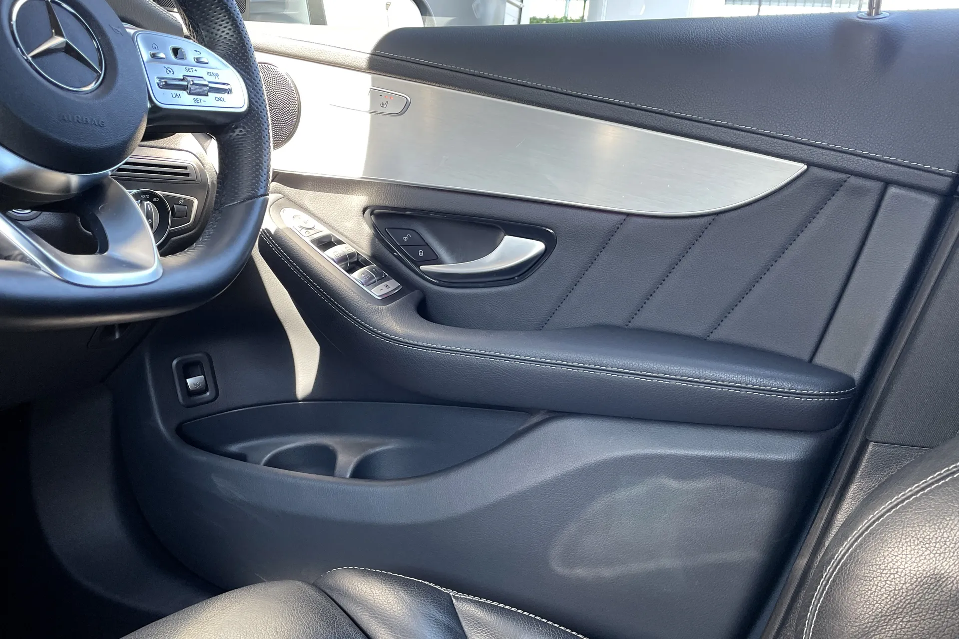 MERCEDES-BENZ GLC COUPE thumbnail image number 42