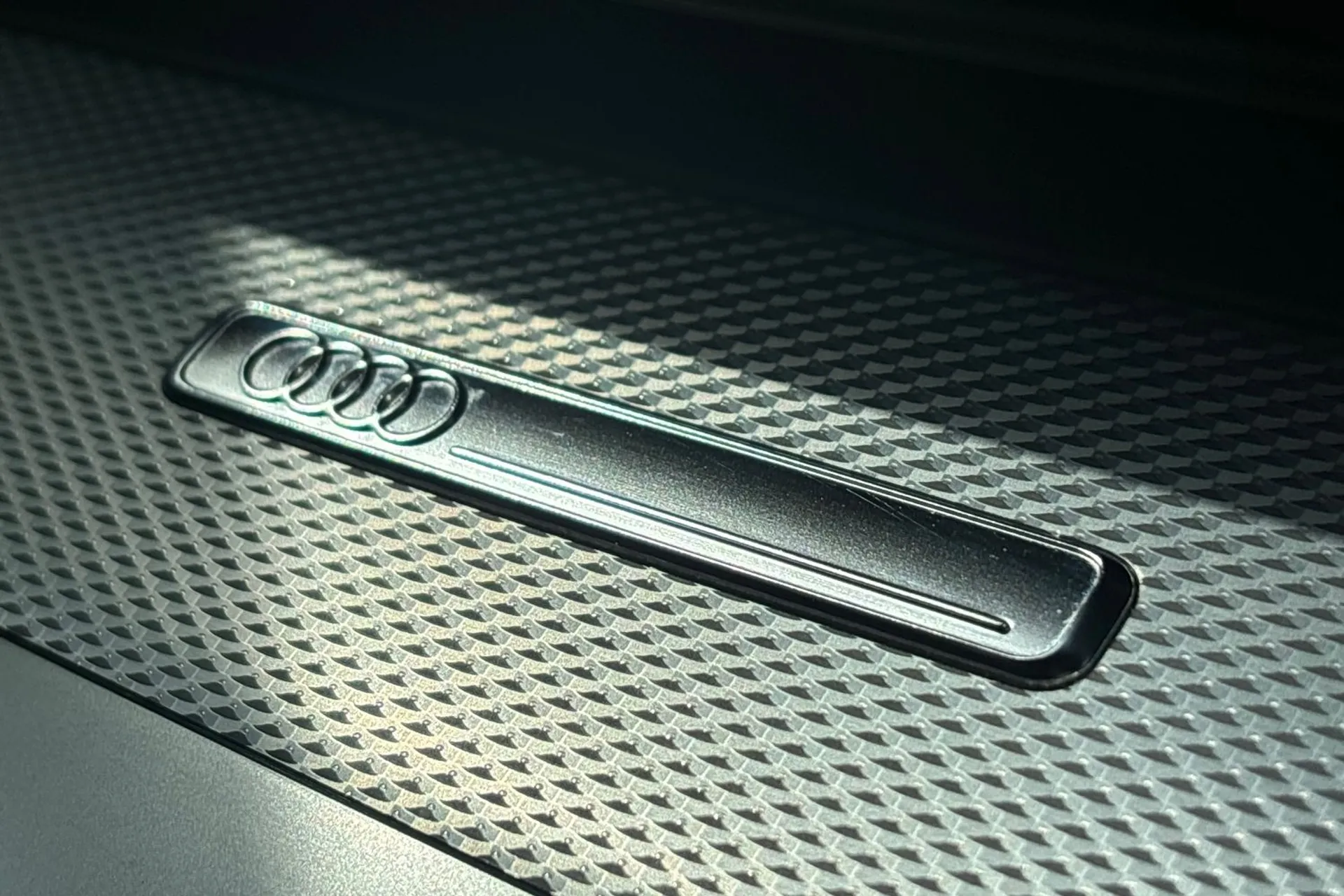 Audi A3 thumbnail image number 46